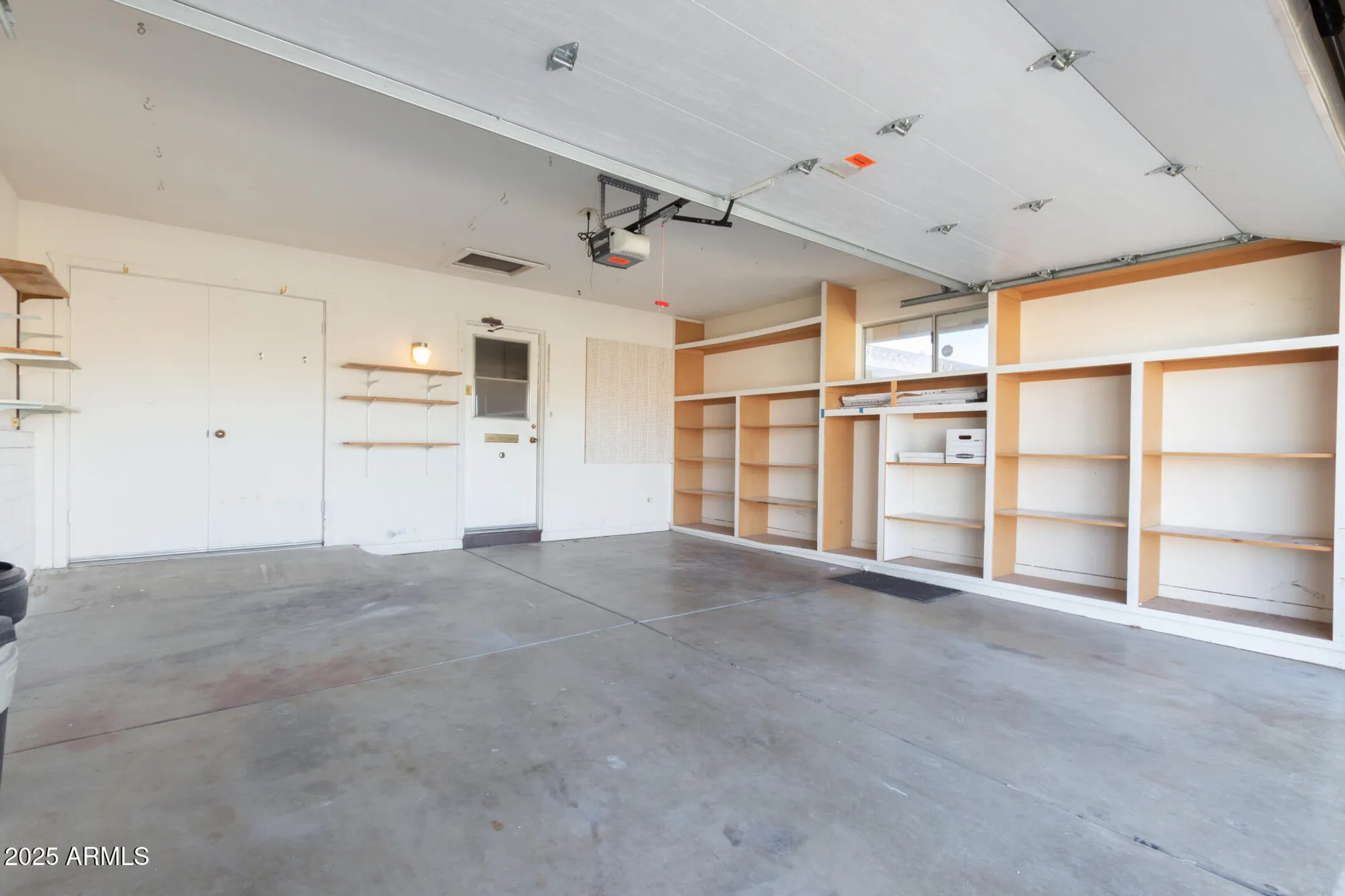 Property Slideshow image 36 of 43 | 10607 w el capitan cir, Sun City, AZ, 85351