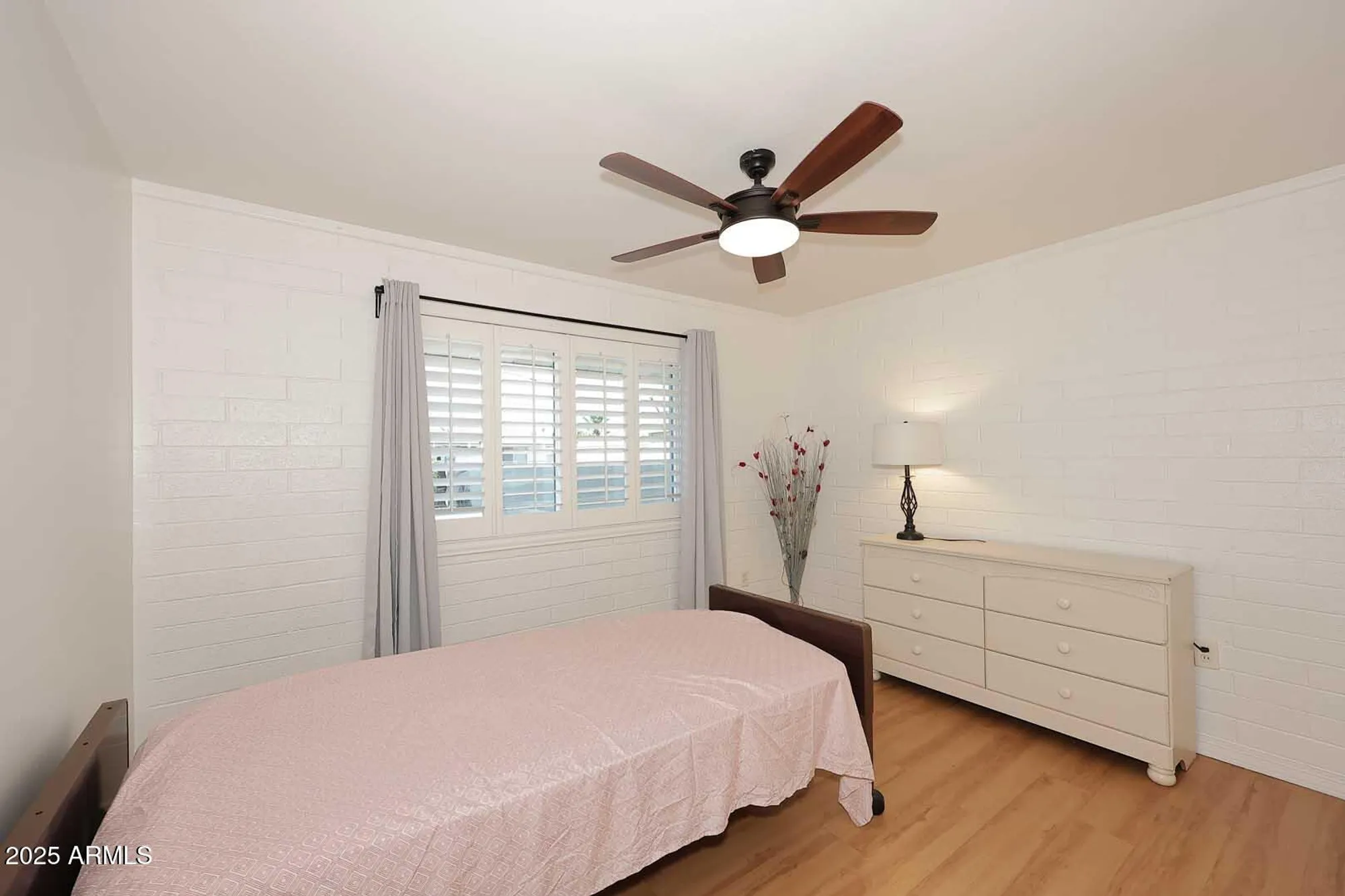 Property Slideshow image 14 of 45 | 11442 n coggins dr, Sun City, AZ, 85351