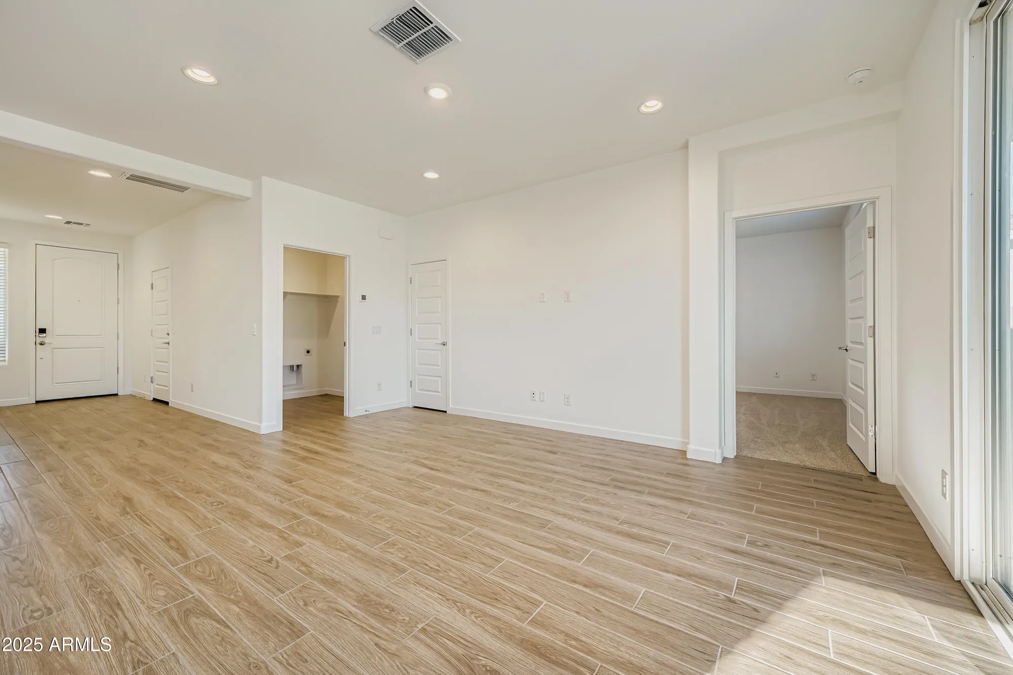 Property Slideshow image 5 of 37 | 25219 n 174th dr, Surprise, AZ, 85387