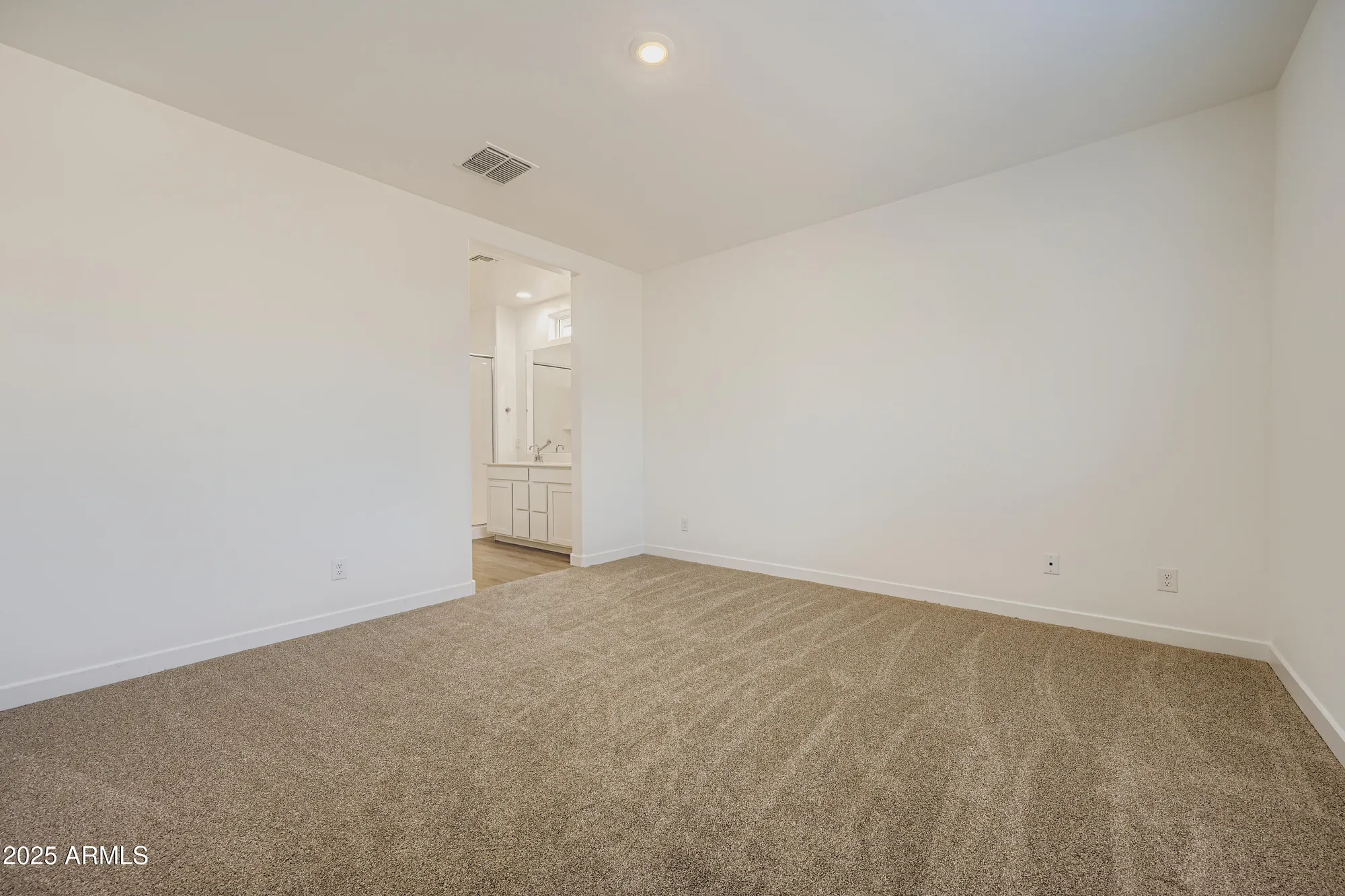 Property Slideshow image 16 of 37 | 25219 n 174th dr, Surprise, AZ, 85387