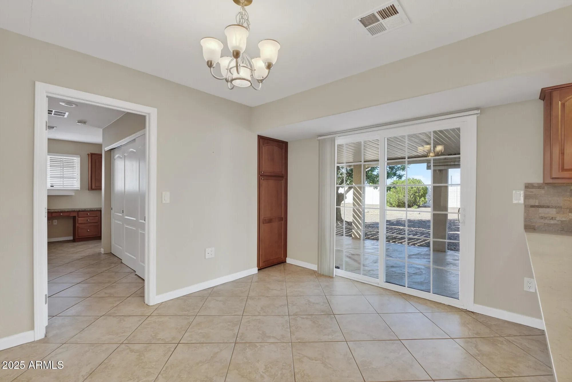 Property Slideshow image 15 of 46 | 19222 n welk dr, Sun City, AZ, 85373