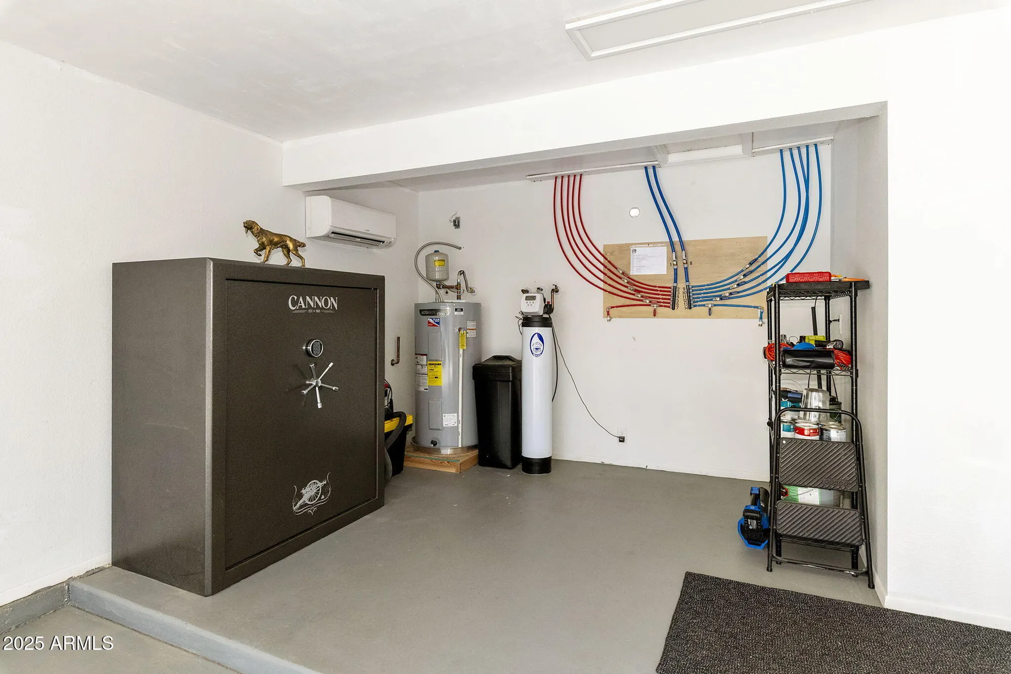 Property Slideshow image 41 of 77 | 1102 s park view cir, Mesa, AZ, 85208