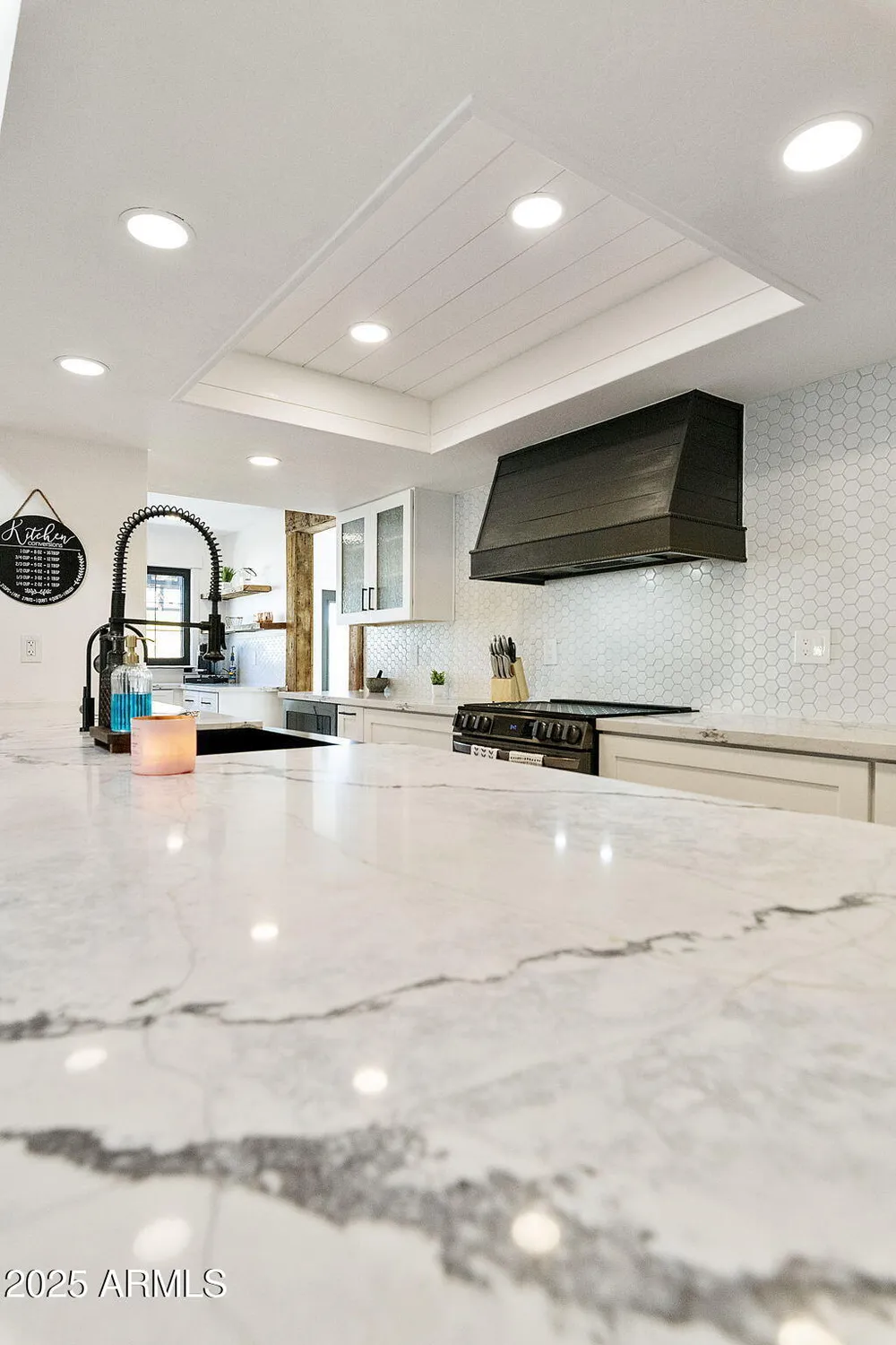 Property Slideshow image 15 of 77 | 1102 s park view cir, Mesa, AZ, 85208