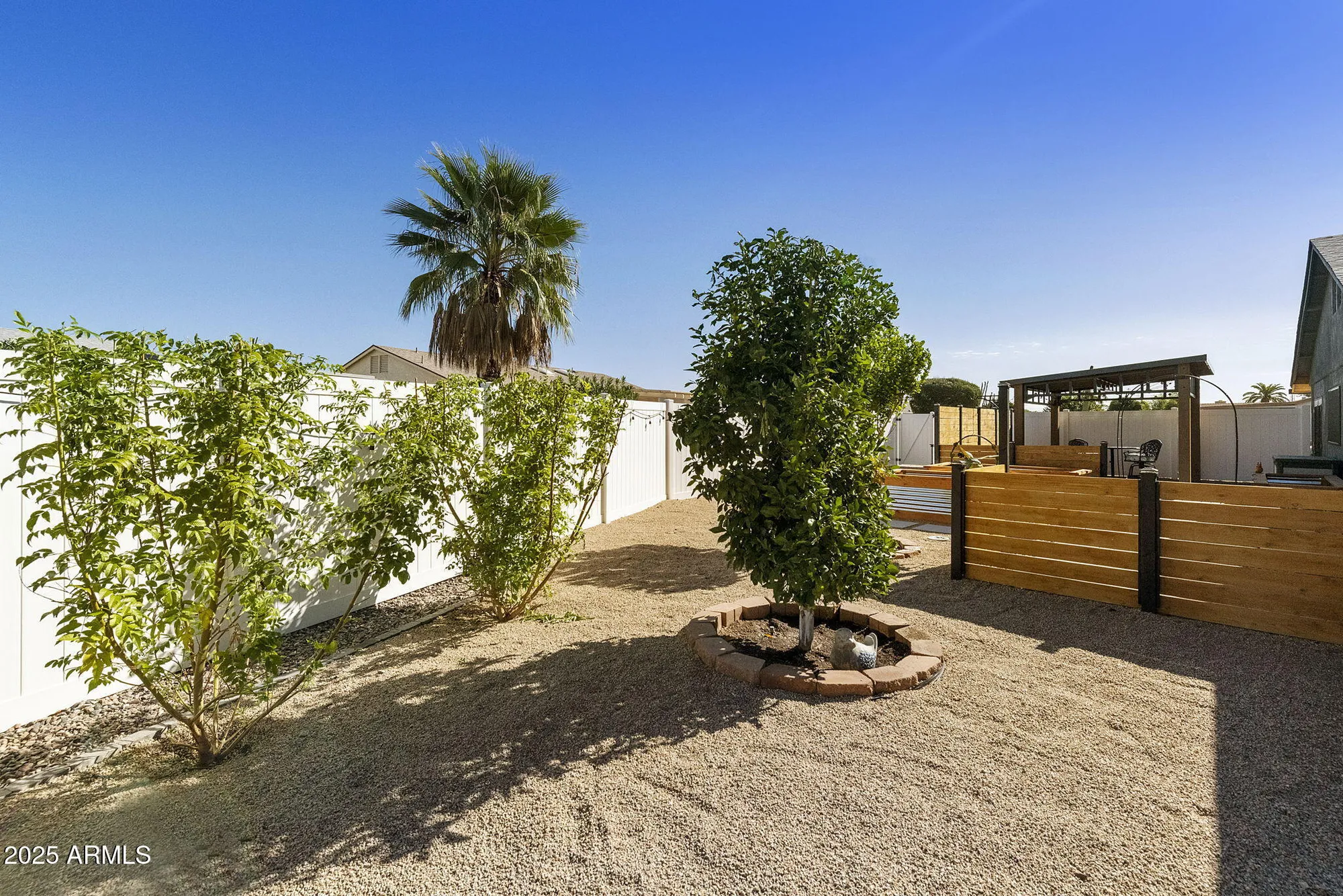 Property Slideshow image 54 of 77 | 1102 s park view cir, Mesa, AZ, 85208