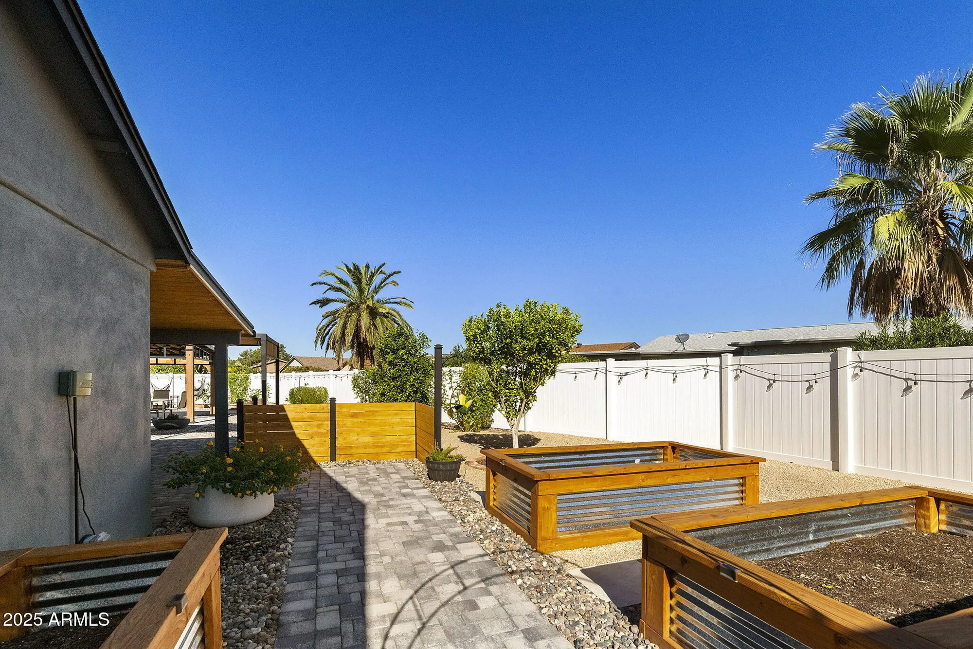 Property Slideshow image 58 of 77 | 1102 s park view cir, Mesa, AZ, 85208