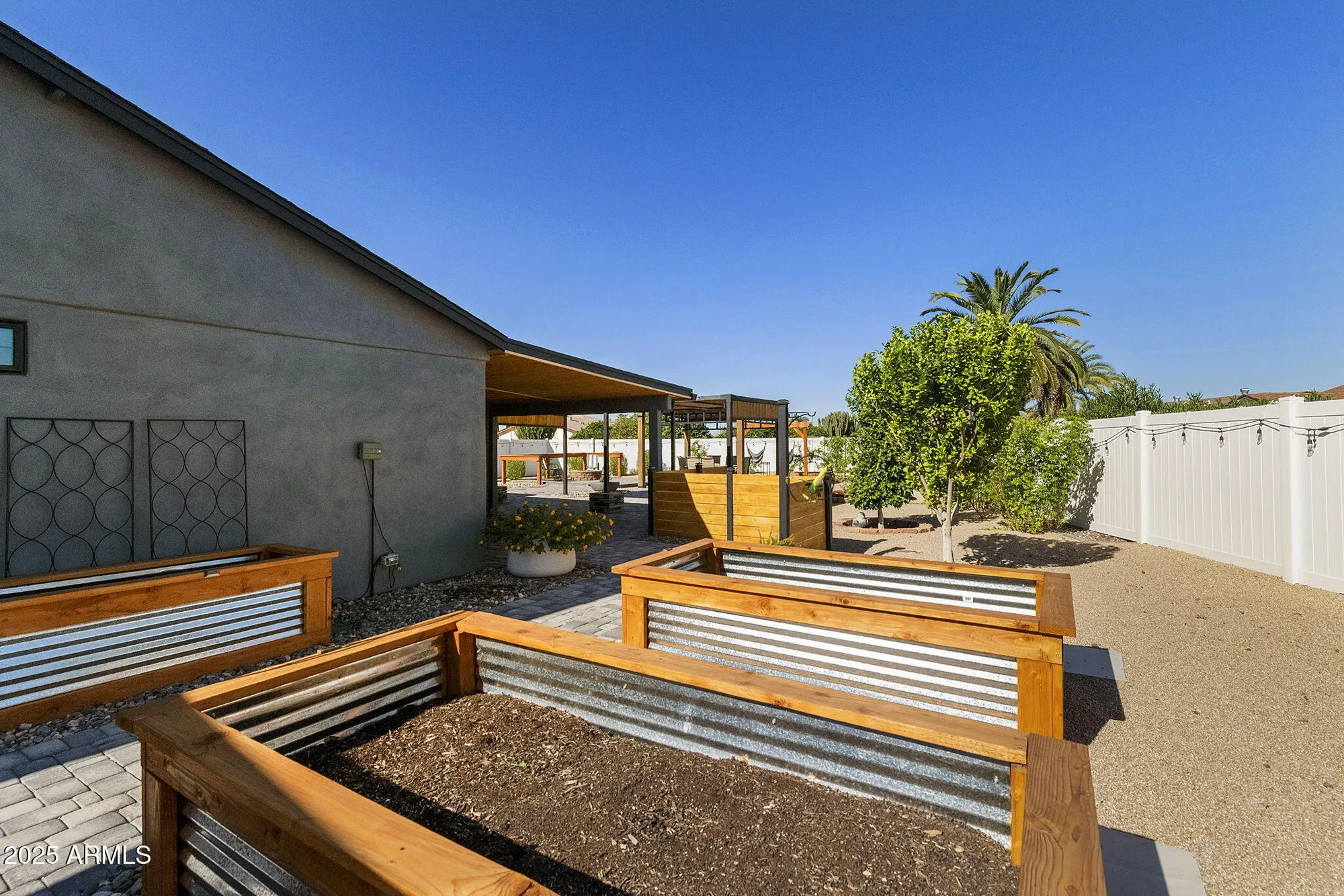 Property Slideshow image 59 of 77 | 1102 s park view cir, Mesa, AZ, 85208