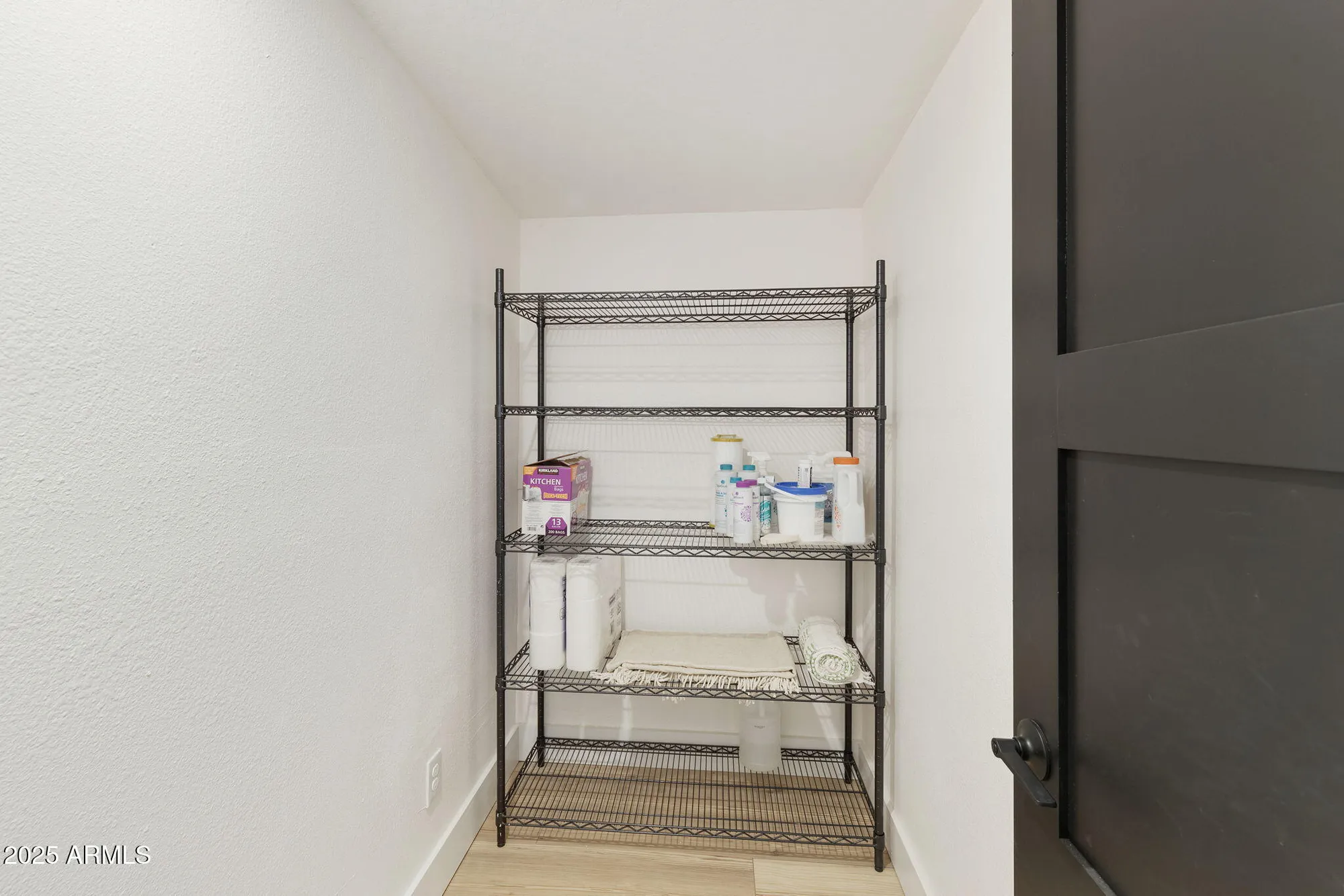 Property Slideshow image 21 of 77 | 1102 s park view cir, Mesa, AZ, 85208