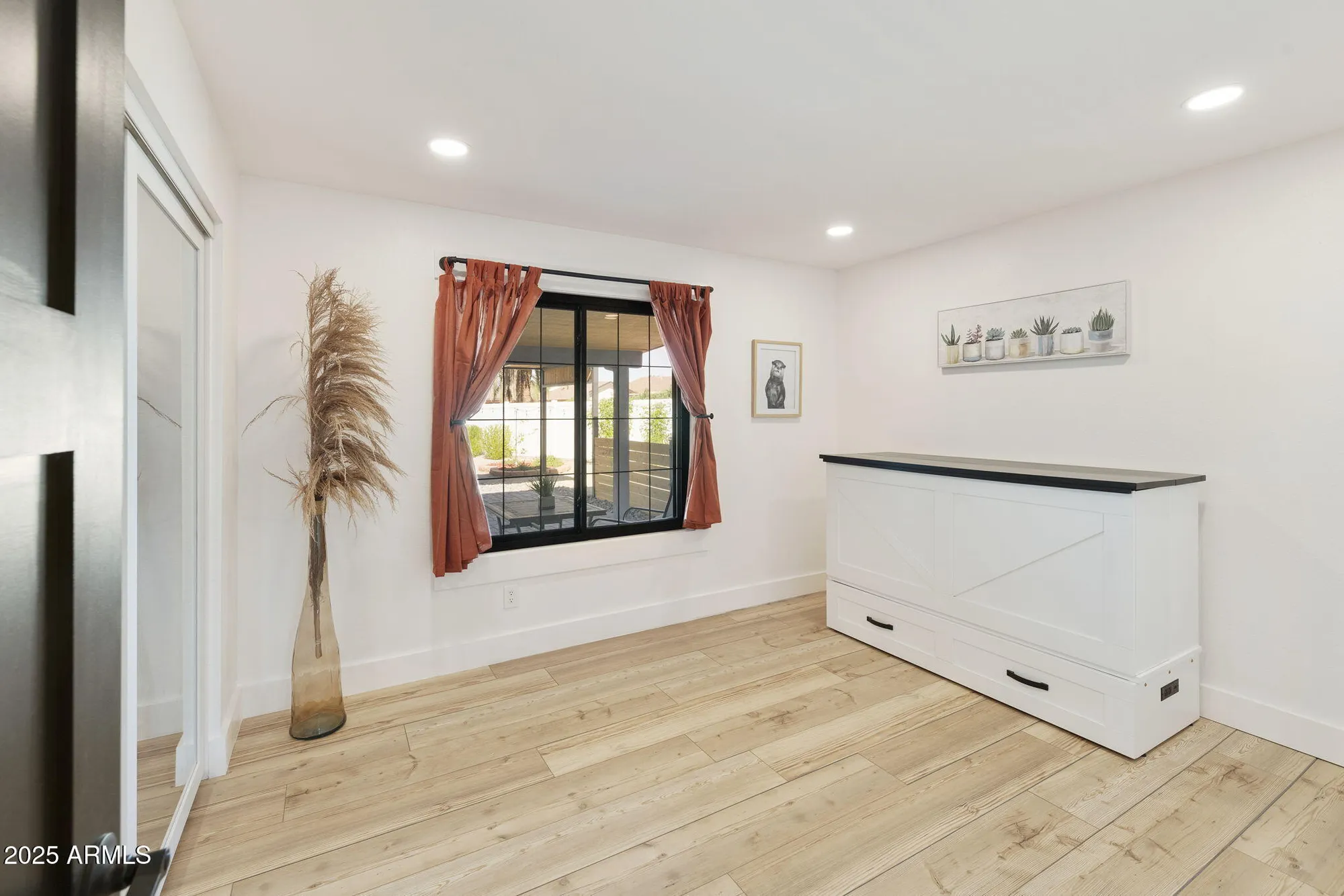 Property Slideshow image 36 of 77 | 1102 s park view cir, Mesa, AZ, 85208