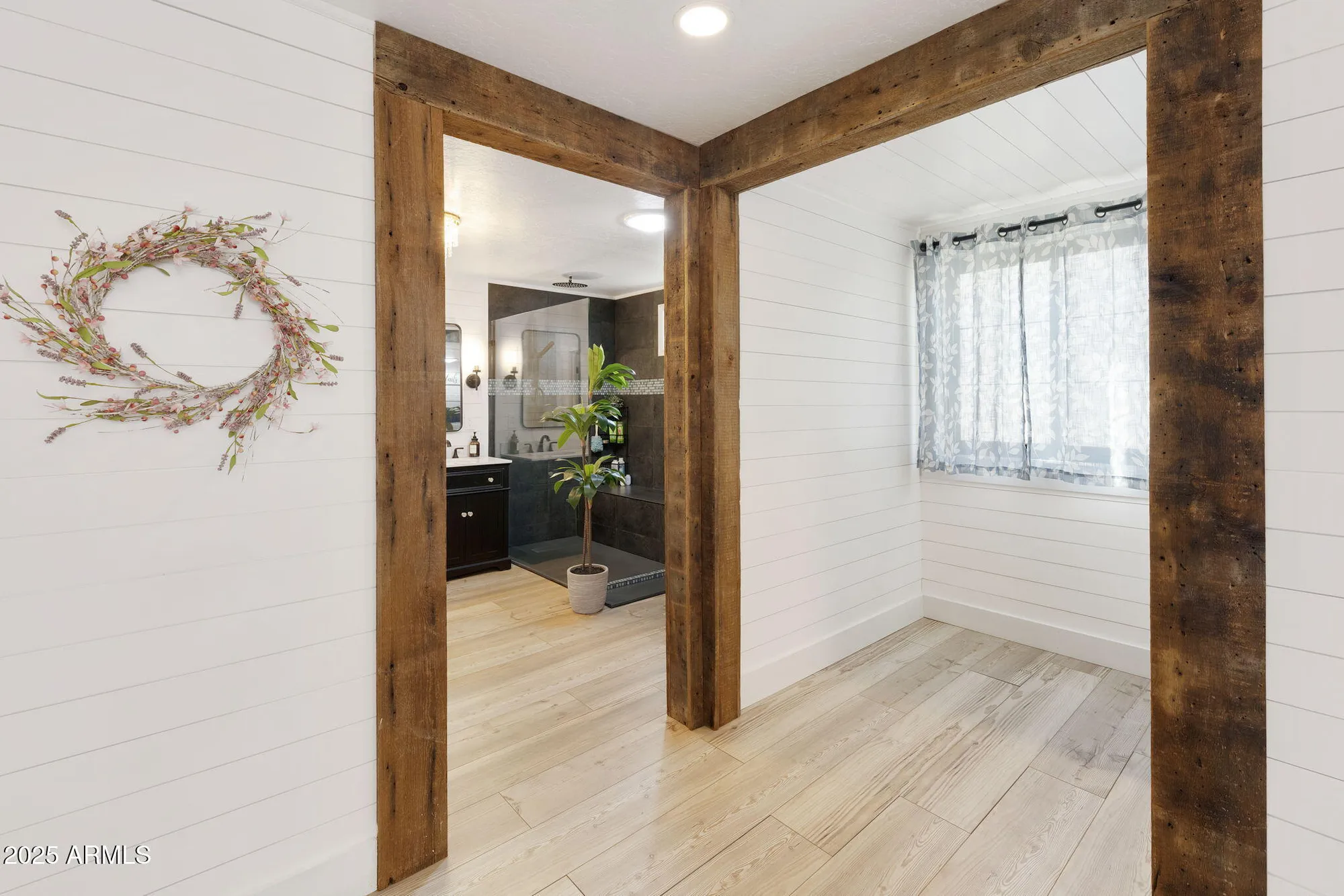 Property Slideshow image 30 of 77 | 1102 s park view cir, Mesa, AZ, 85208