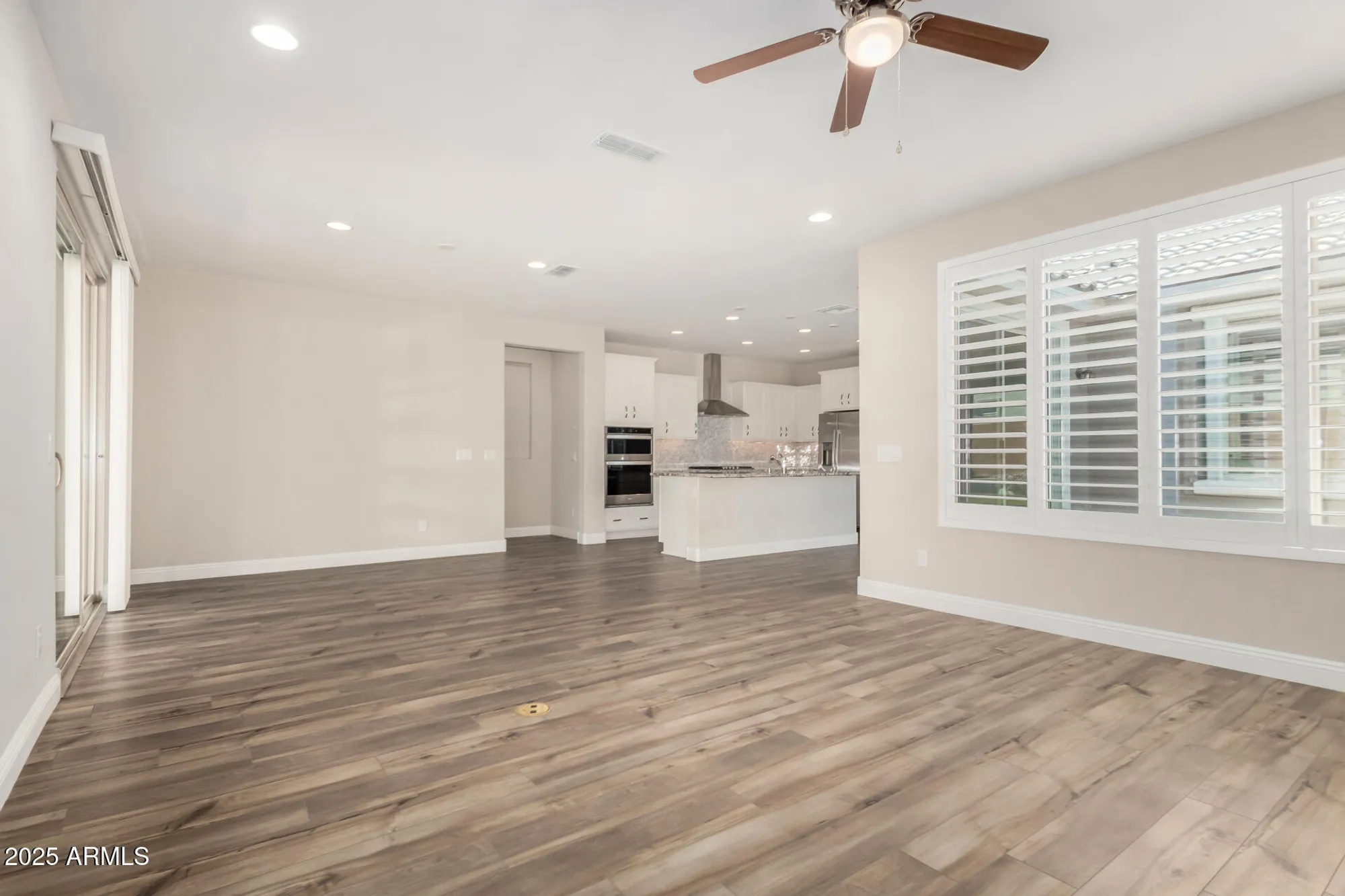 Property Slideshow image 9 of 51 | 19239 n 270th ave, Buckeye, AZ, 85396