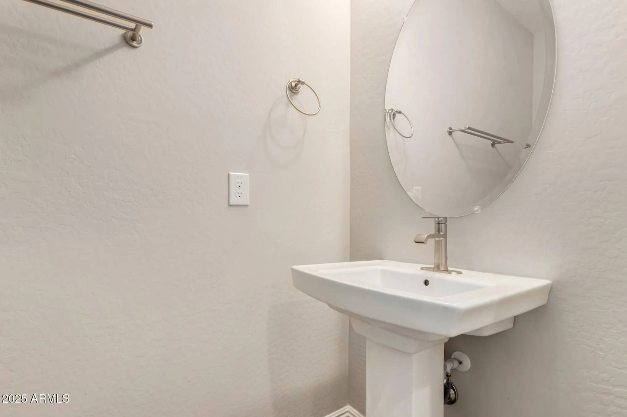 Property Slideshow image 14 of 51 | 19239 n 270th ave, Buckeye, AZ, 85396