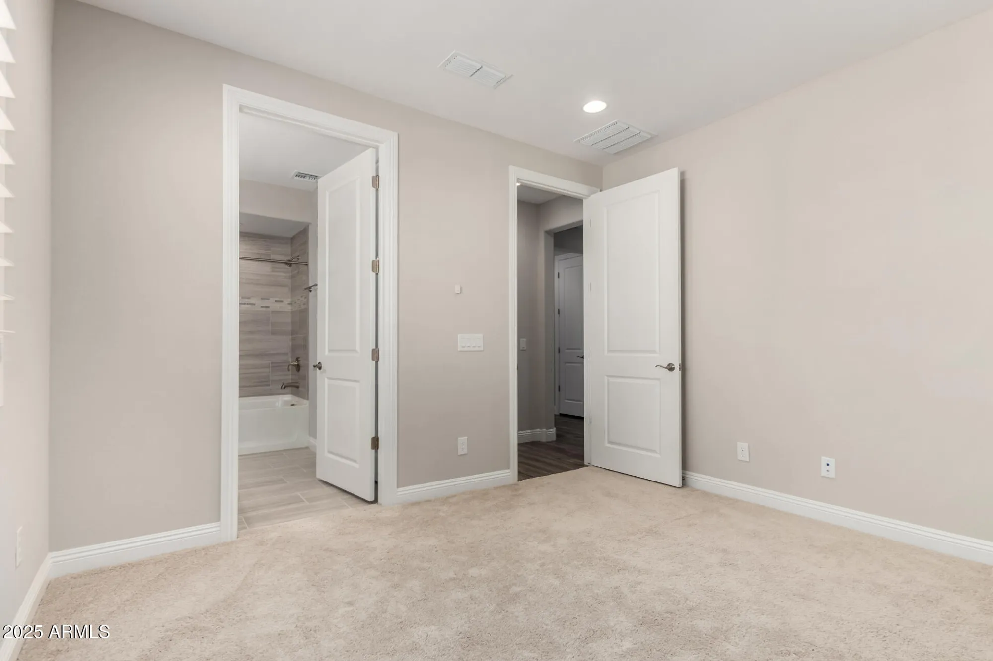 Property Slideshow image 26 of 51 | 19239 n 270th ave, Buckeye, AZ, 85396