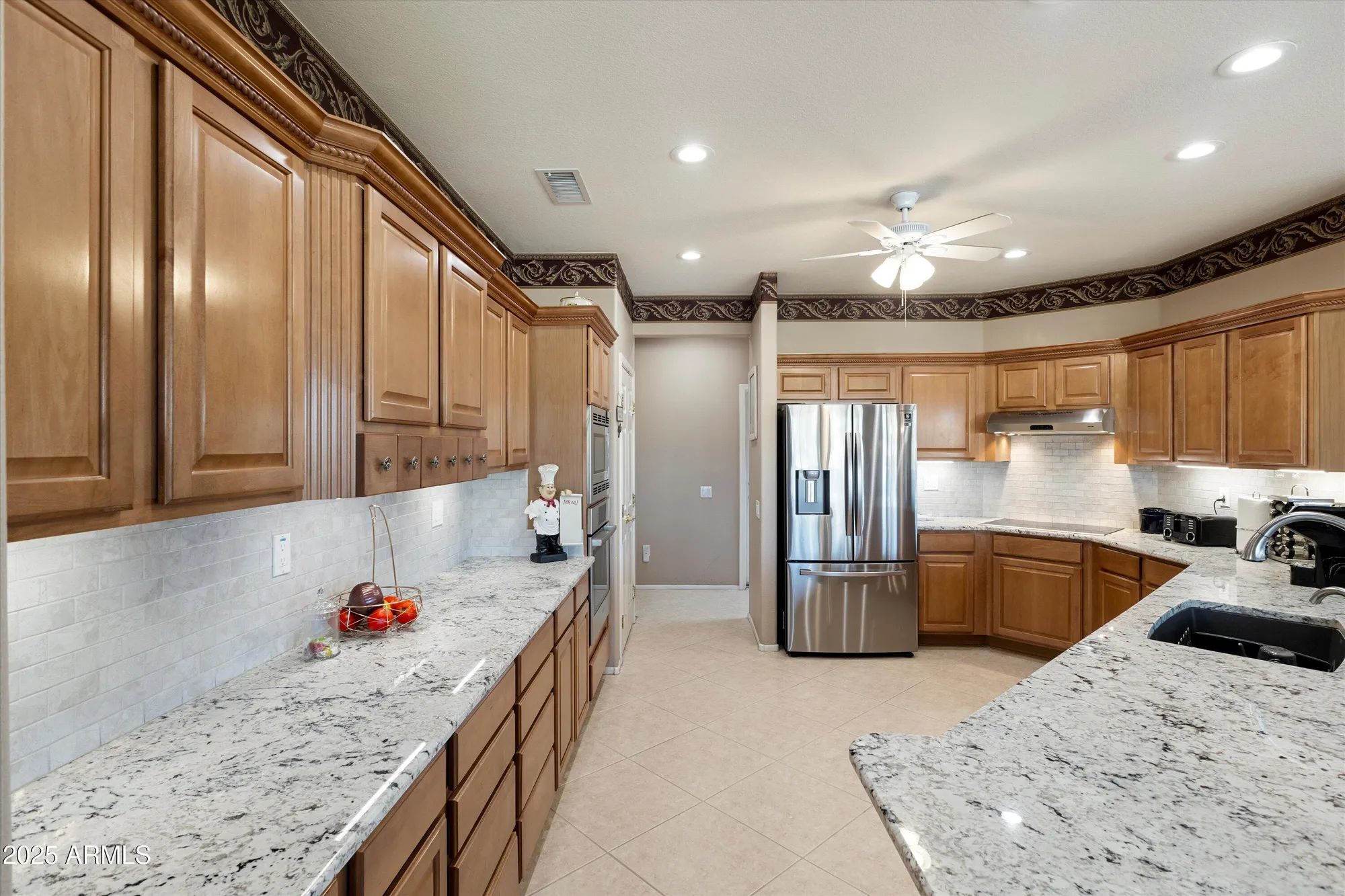 Property Slideshow image 15 of 32 | 15304 w sierra vista dr, Surprise, AZ, 85374