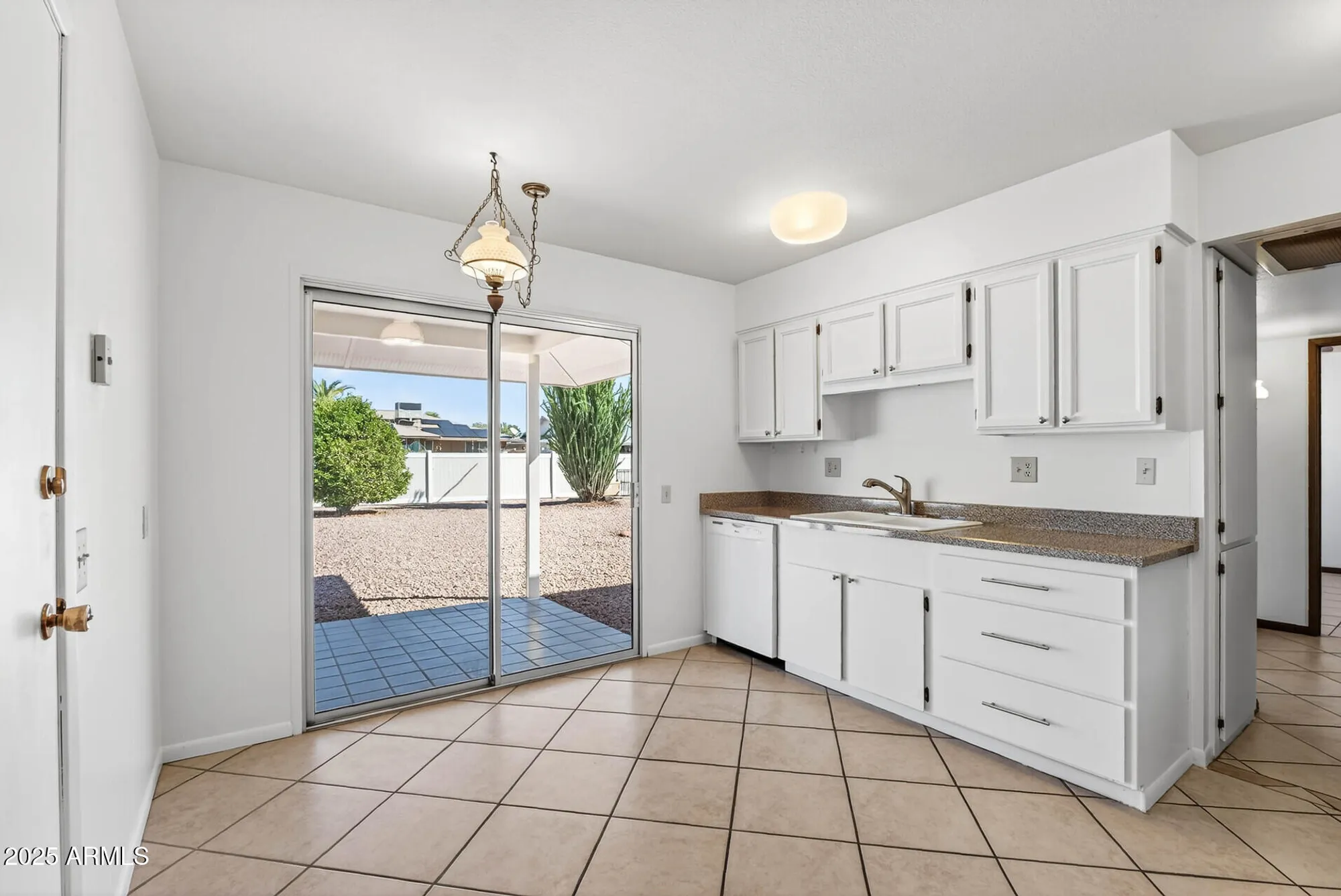 Property Slideshow image 9 of 38 | 9716 w desert hills dr, Sun City, AZ, 85351