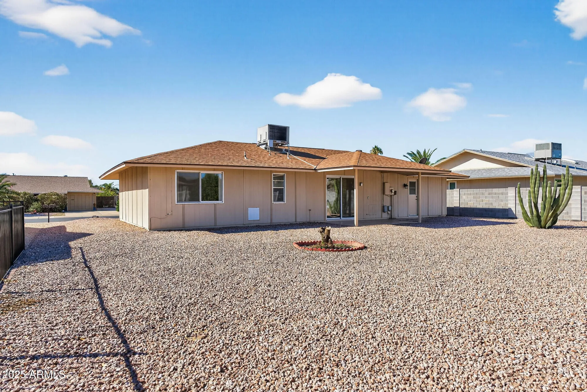 Property Slideshow image 30 of 38 | 9716 w desert hills dr, Sun City, AZ, 85351