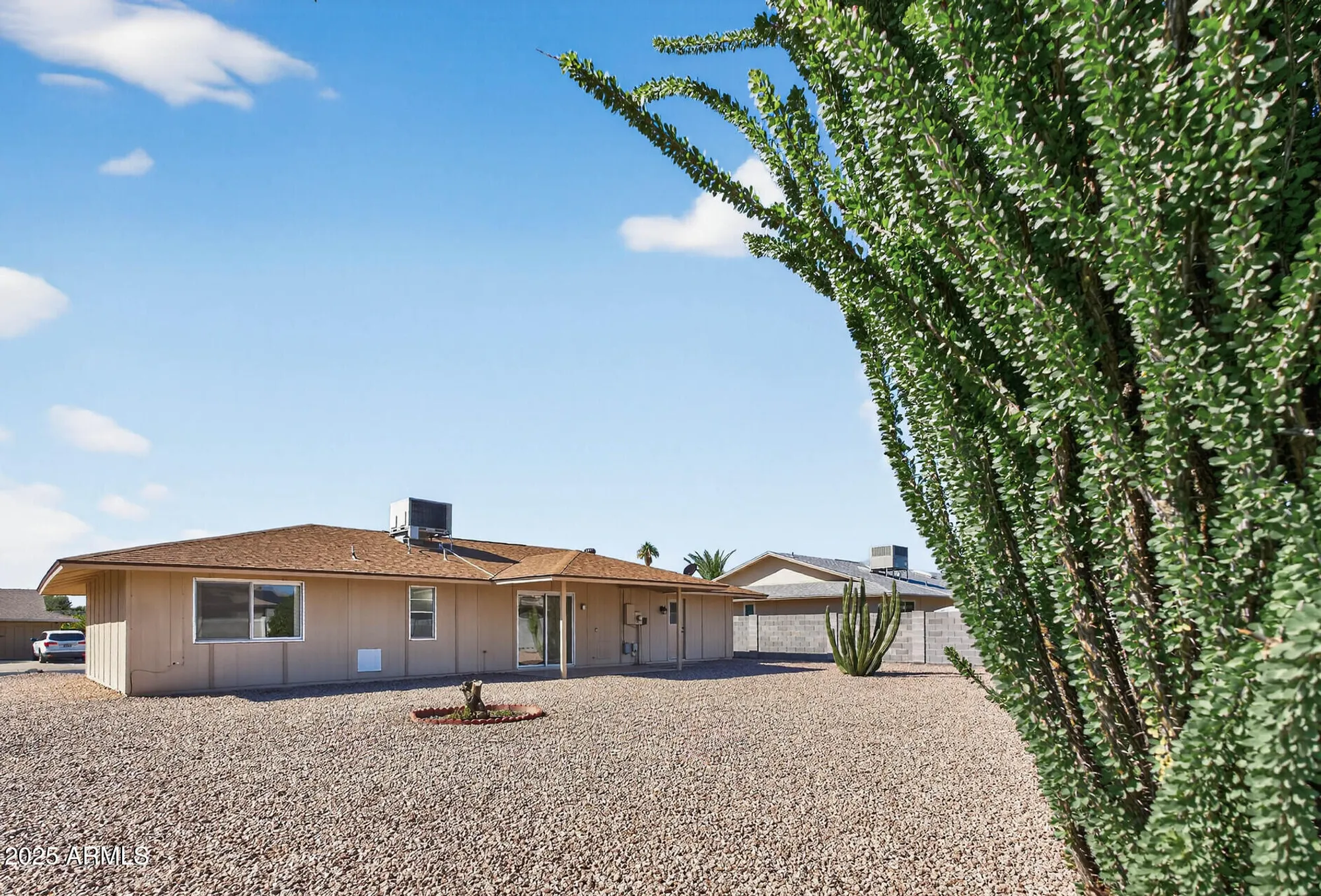 Property Slideshow image 36 of 38 | 9716 w desert hills dr, Sun City, AZ, 85351