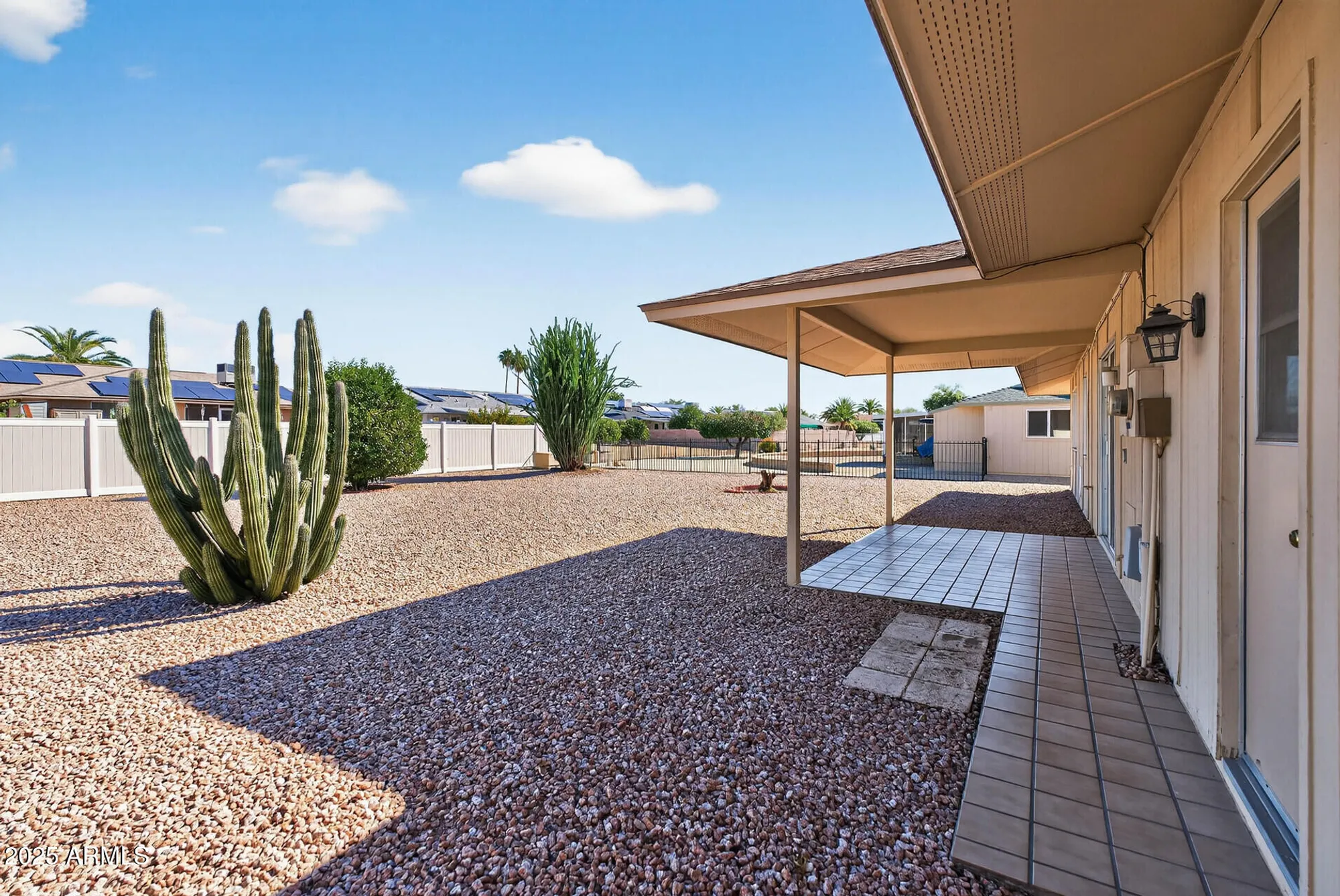 Property Slideshow image 33 of 38 | 9716 w desert hills dr, Sun City, AZ, 85351