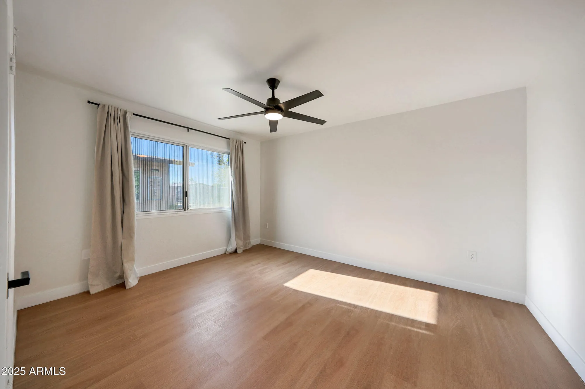 Property Slideshow image 21 of 31 | 17426 n 102nd dr, Sun City, AZ, 85373