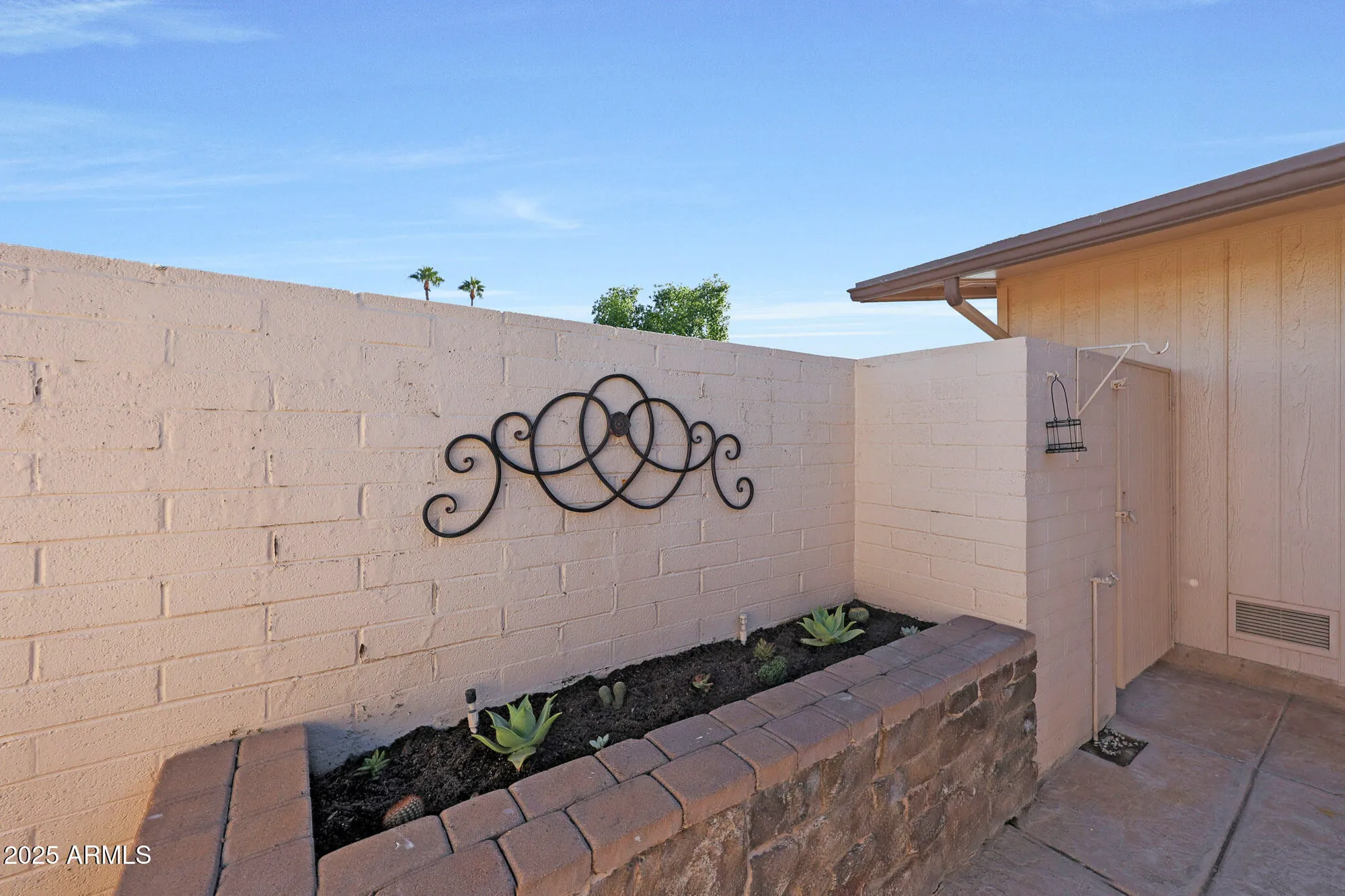 Property Slideshow image 27 of 31 | 17426 n 102nd dr, Sun City, AZ, 85373