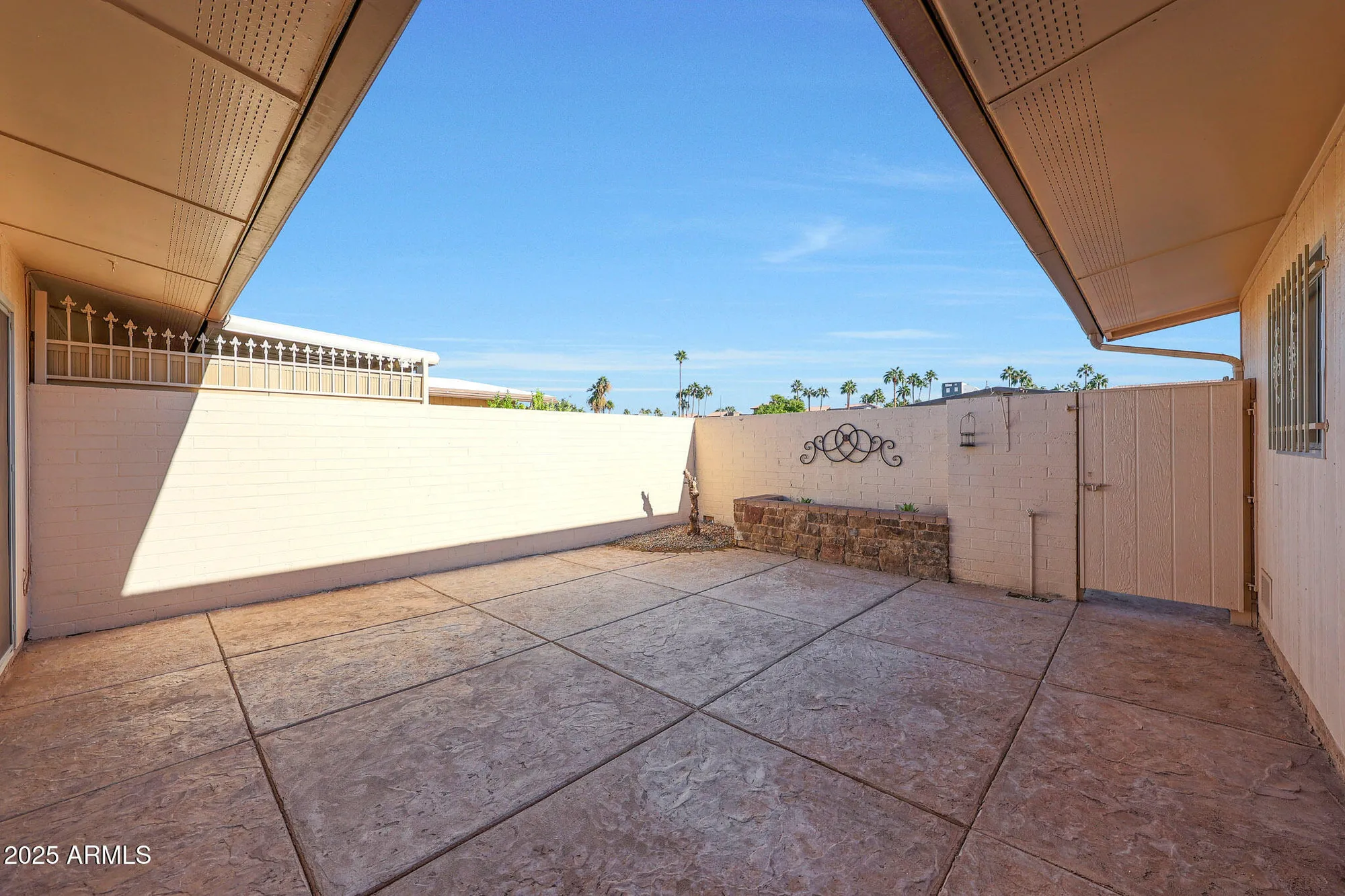 Property Slideshow image 25 of 31 | 17426 n 102nd dr, Sun City, AZ, 85373