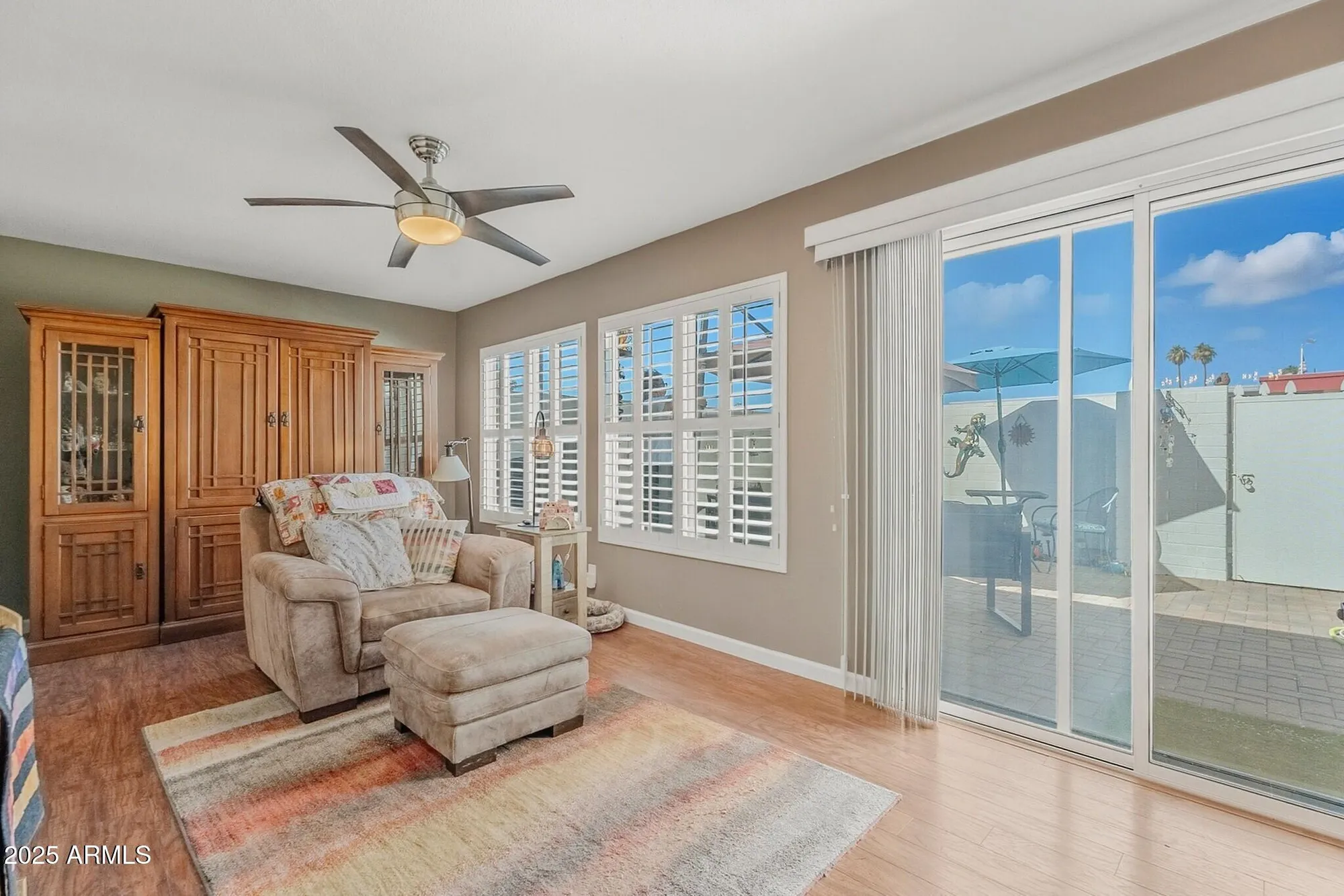 Property Slideshow image 13 of 28 | 10010 w royal oak rd r, Sun City, AZ, 85351