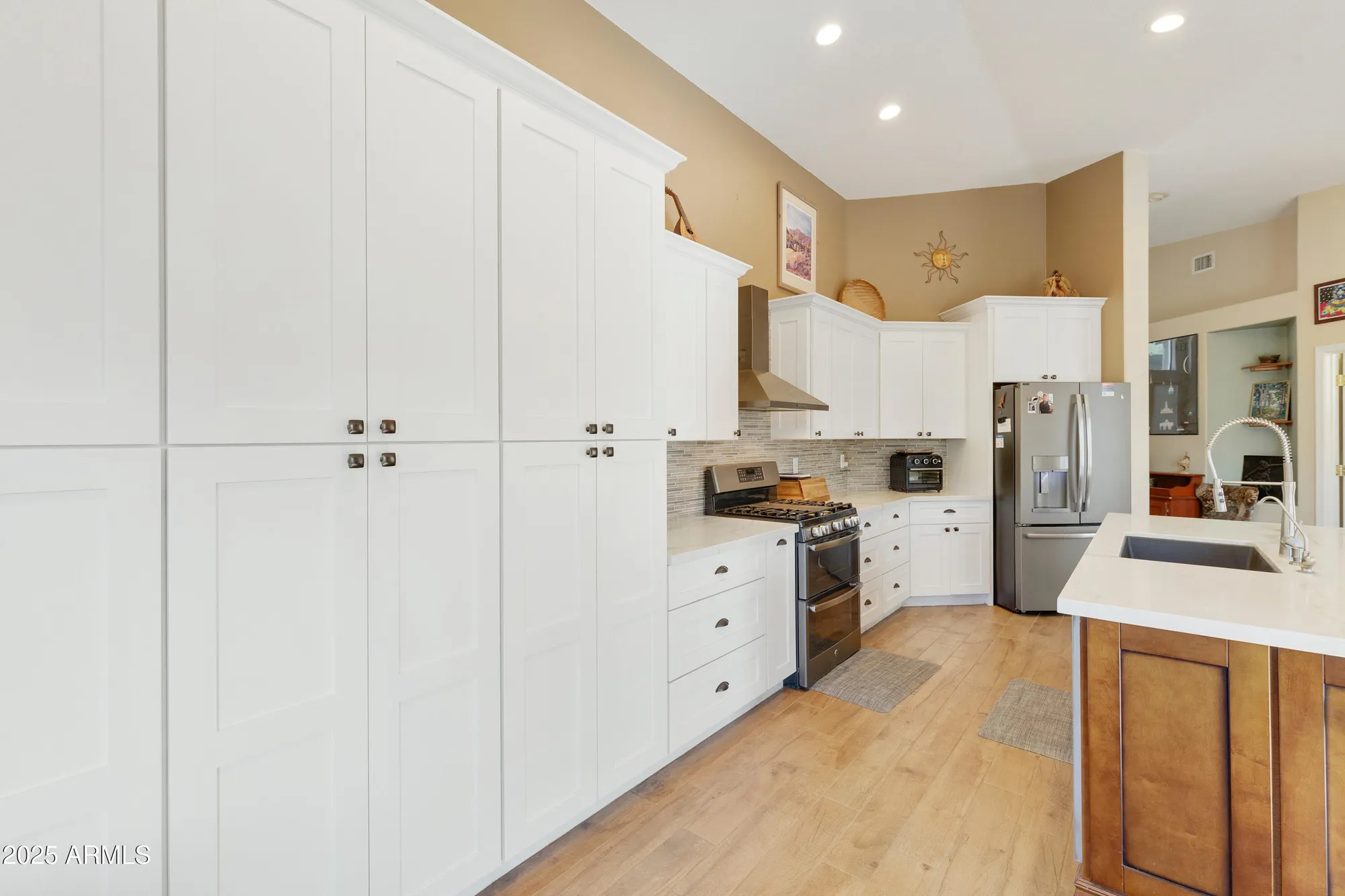 Property Slideshow image 10 of 46 | 4727 e azalea dr, Gilbert, AZ, 85298