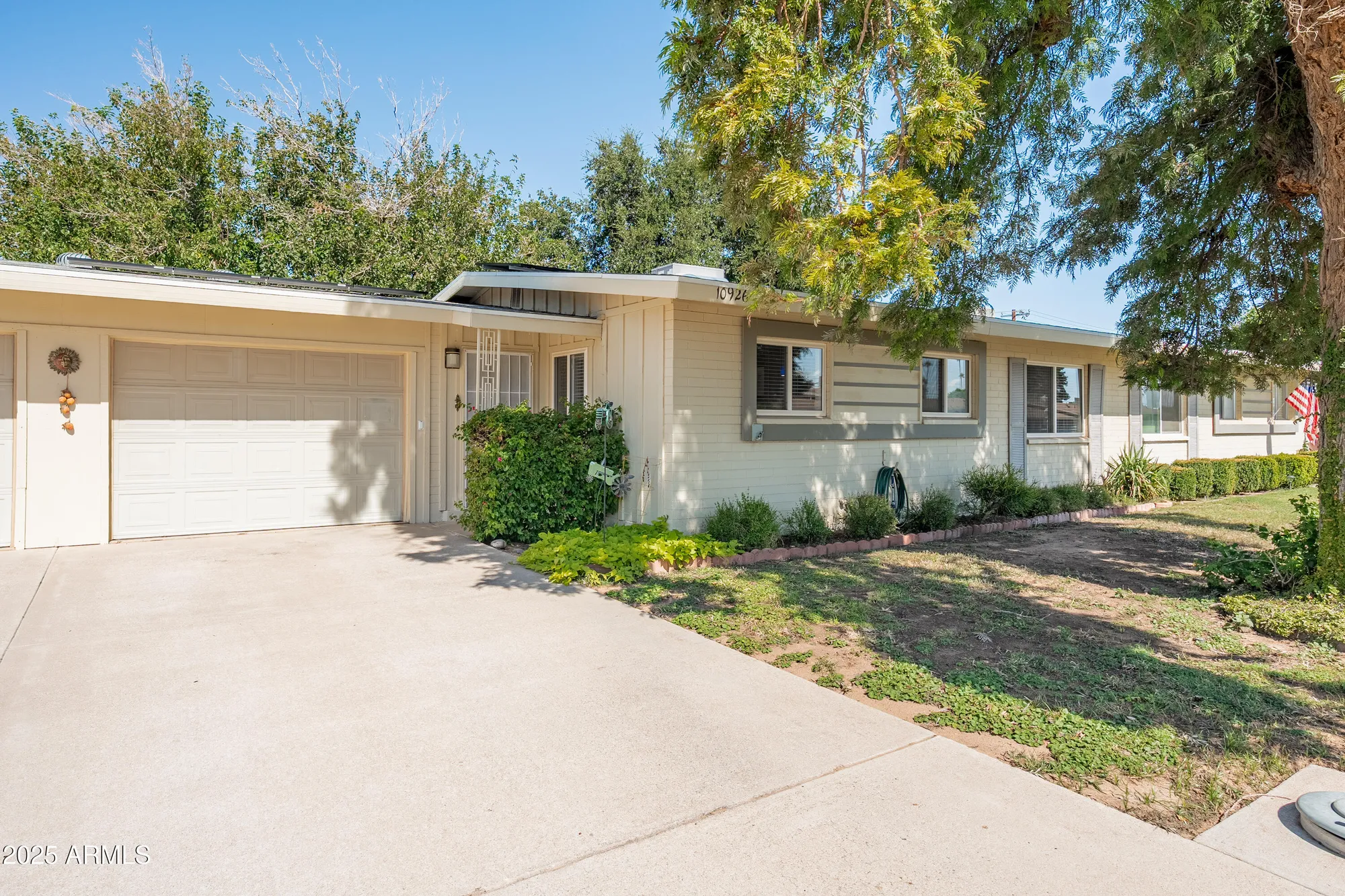 Property Slideshow image 1 of 37 | 10926 w abbott ave, Sun City, AZ, 85351