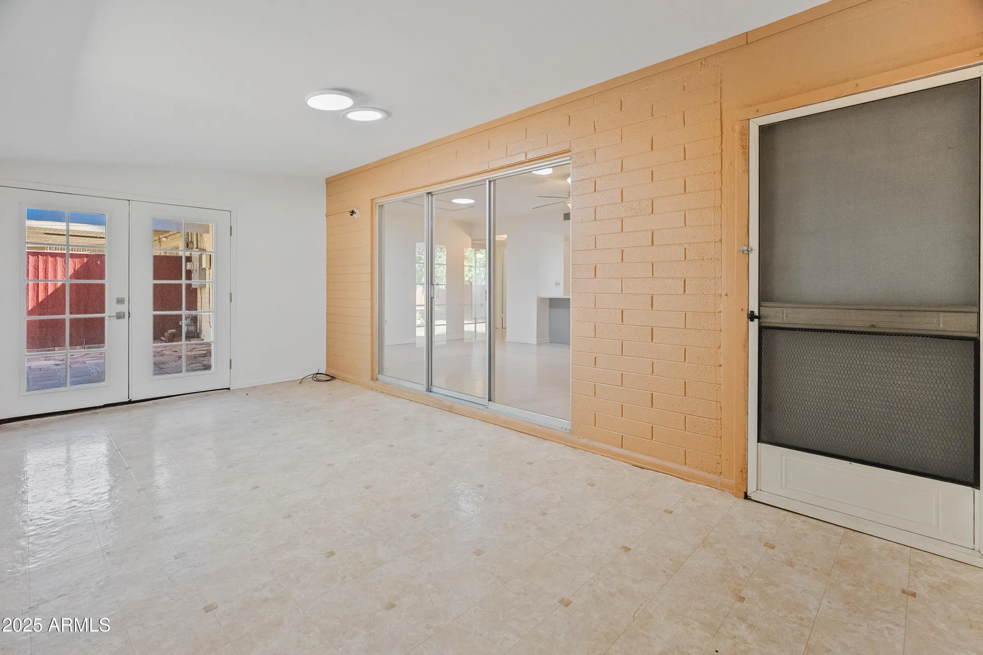 Property Slideshow image 27 of 37 | 10926 w abbott ave, Sun City, AZ, 85351