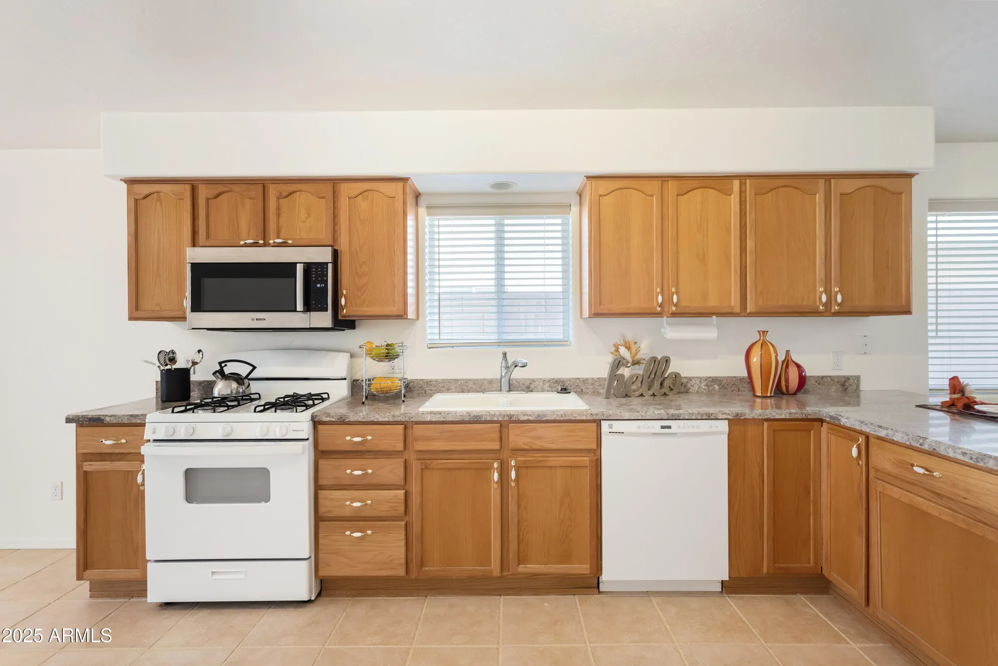 Property Slideshow image 7 of 32 | 258 s taylors trl, Sierra Vista, AZ, 85635