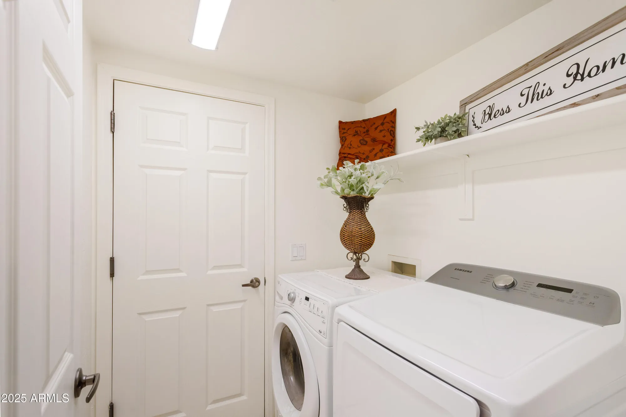 Property Slideshow image 13 of 32 | 258 s taylors trl, Sierra Vista, AZ, 85635