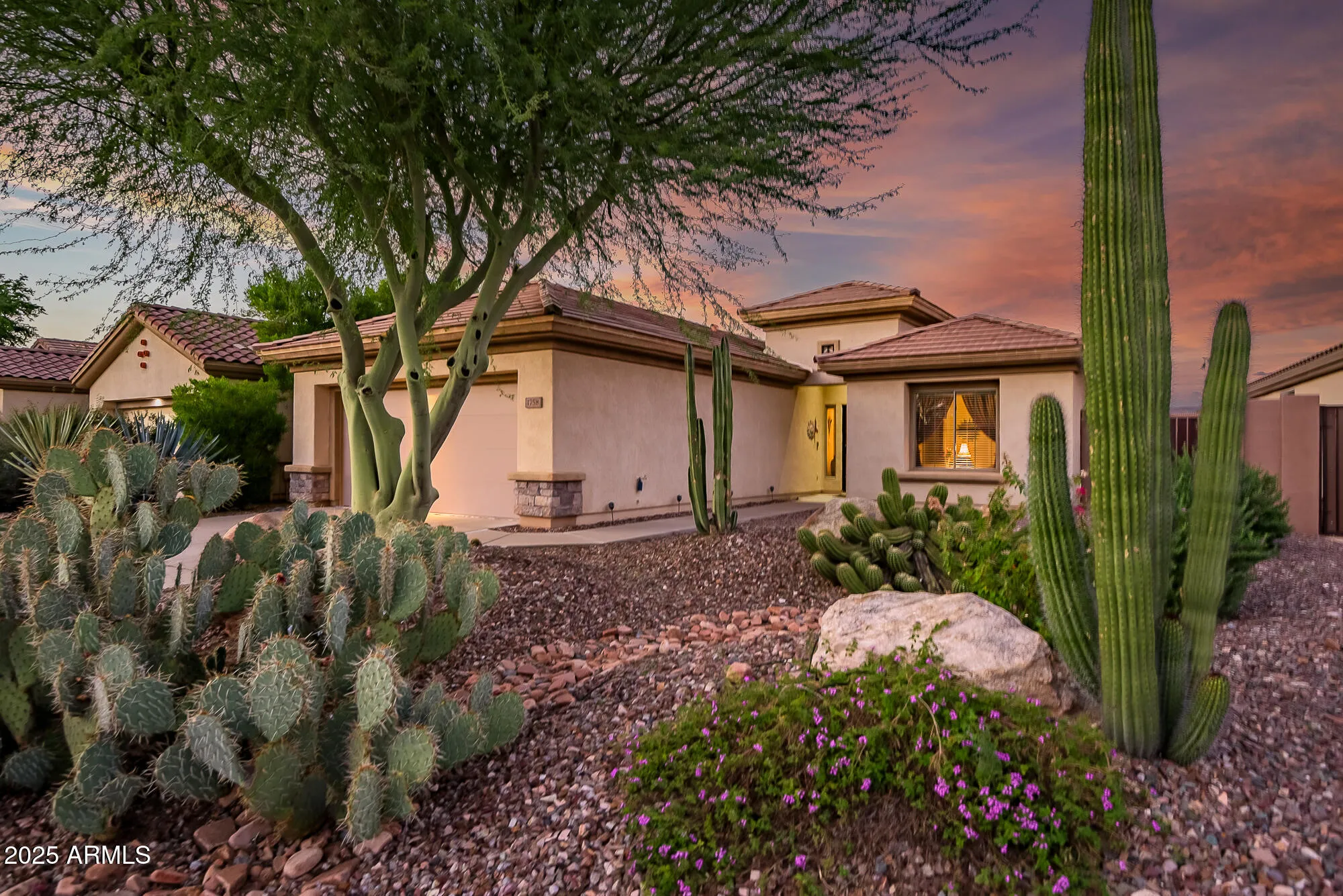 Property Slideshow image 12 of 60 | 1758 w dion dr, Phoenix, AZ, 85086