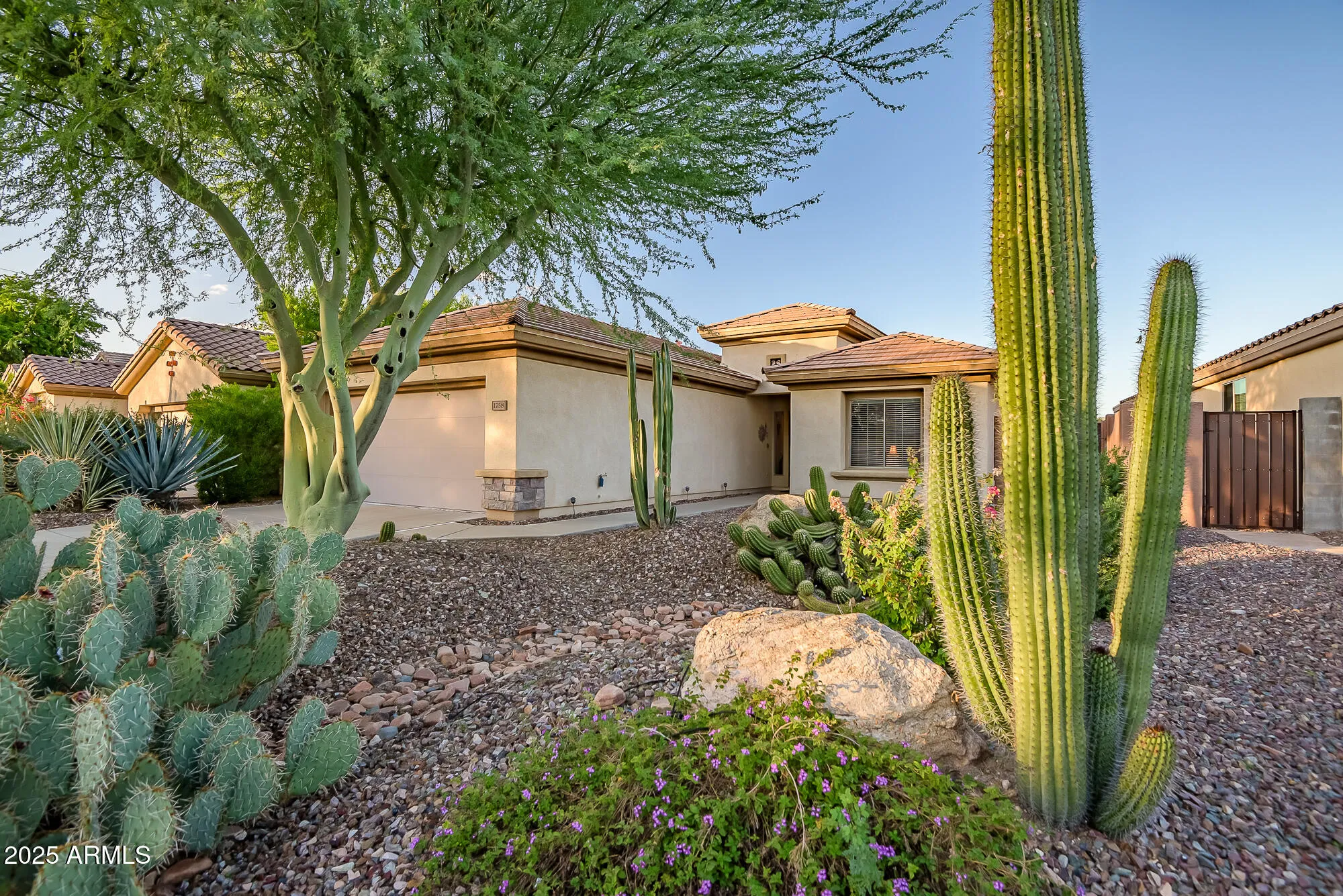 Property Slideshow image 9 of 60 | 1758 w dion dr, Phoenix, AZ, 85086