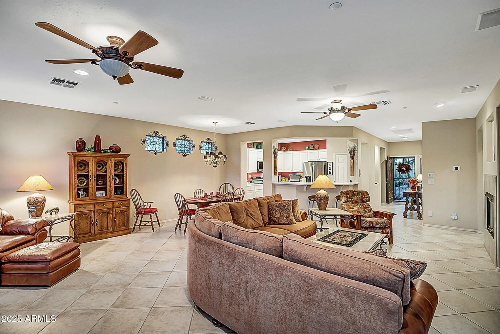 Property Slideshow image 16 of 60 | 1758 w dion dr, Phoenix, AZ, 85086