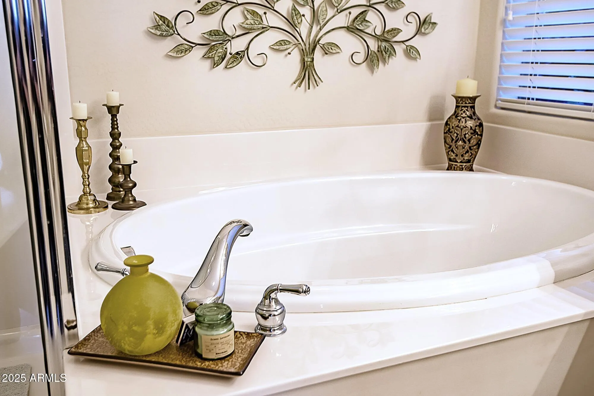 Property Slideshow image 29 of 60 | 1758 w dion dr, Phoenix, AZ, 85086