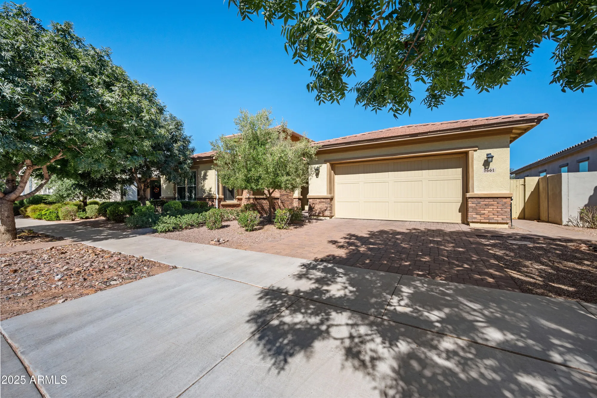 Property Slideshow image 1 of 28 | 5661 s crowley, Mesa, AZ, 85212