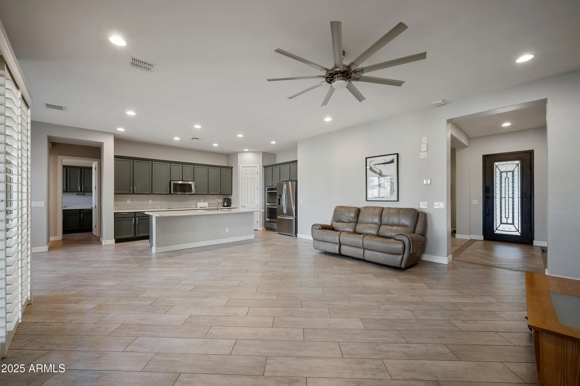 Property Slideshow image 4 of 28 | 5661 s crowley, Mesa, AZ, 85212