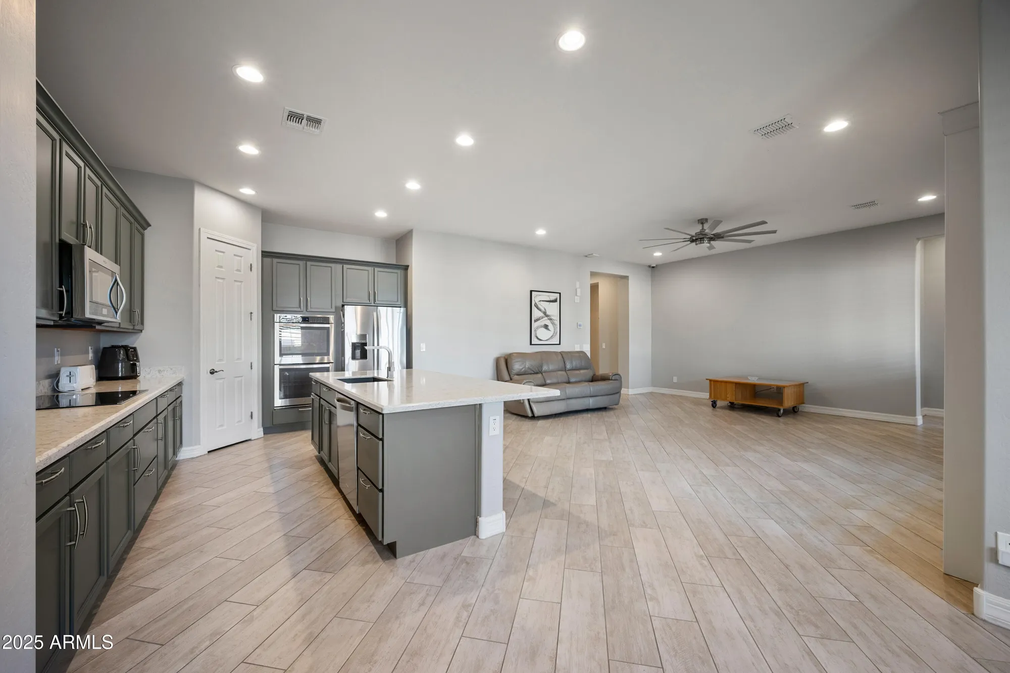 Property Slideshow image 12 of 28 | 5661 s crowley, Mesa, AZ, 85212
