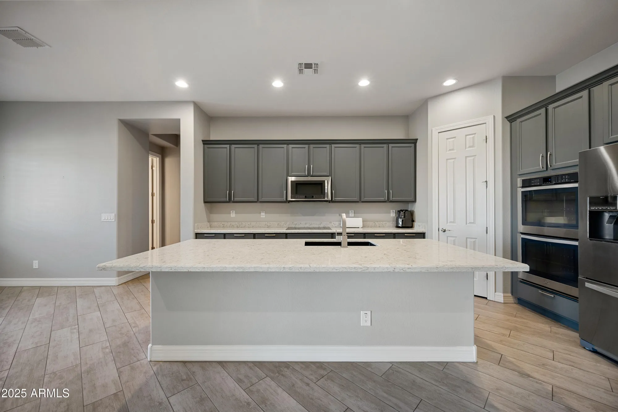 Property Slideshow image 9 of 28 | 5661 s crowley, Mesa, AZ, 85212