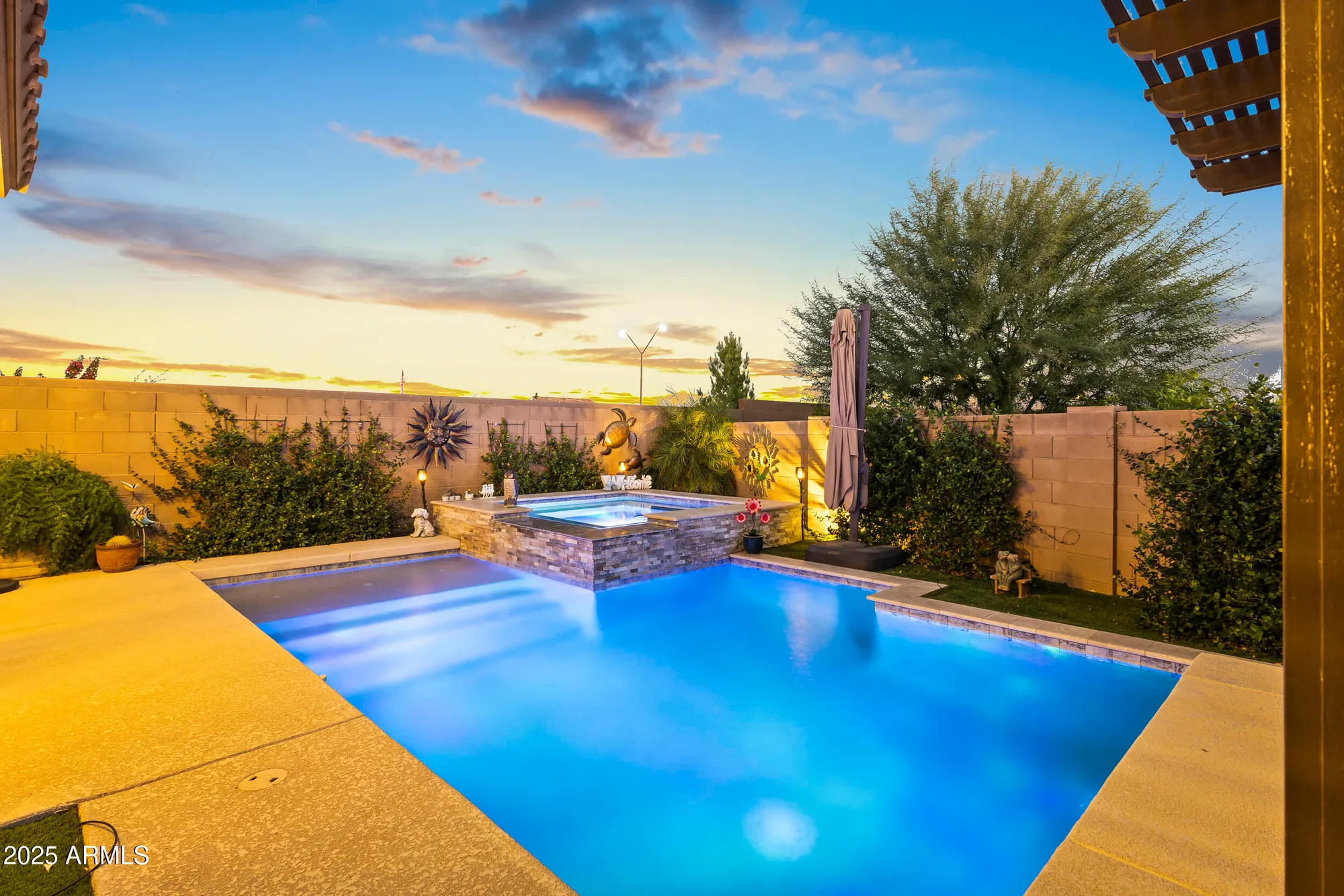 Property Slideshow image 4 of 57 | 17204 w artemisa ave, Surprise, AZ, 85387