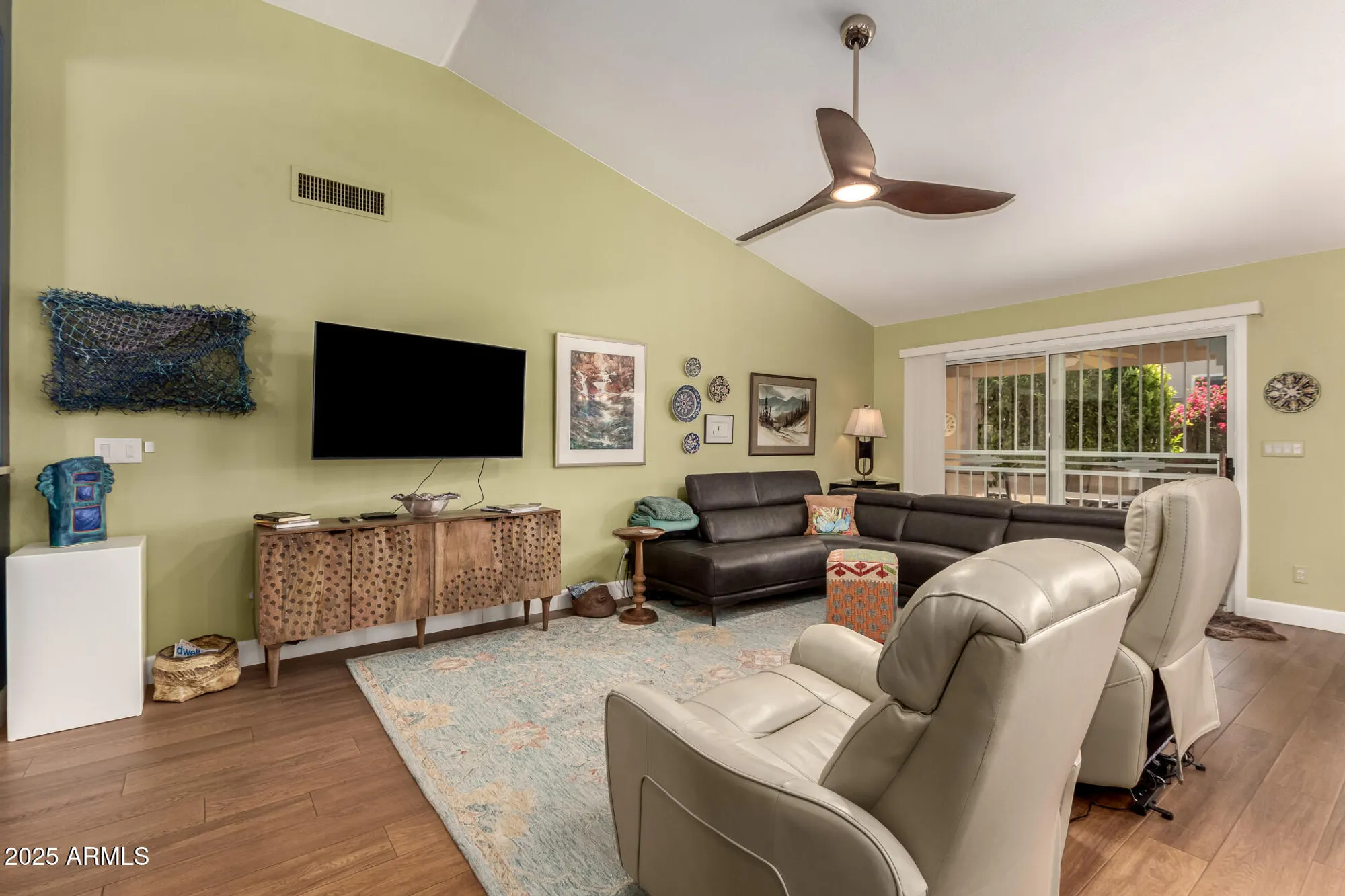 Property Slideshow image 11 of 35 | 14215 w mountain laurel trl, Surprise, AZ, 85374