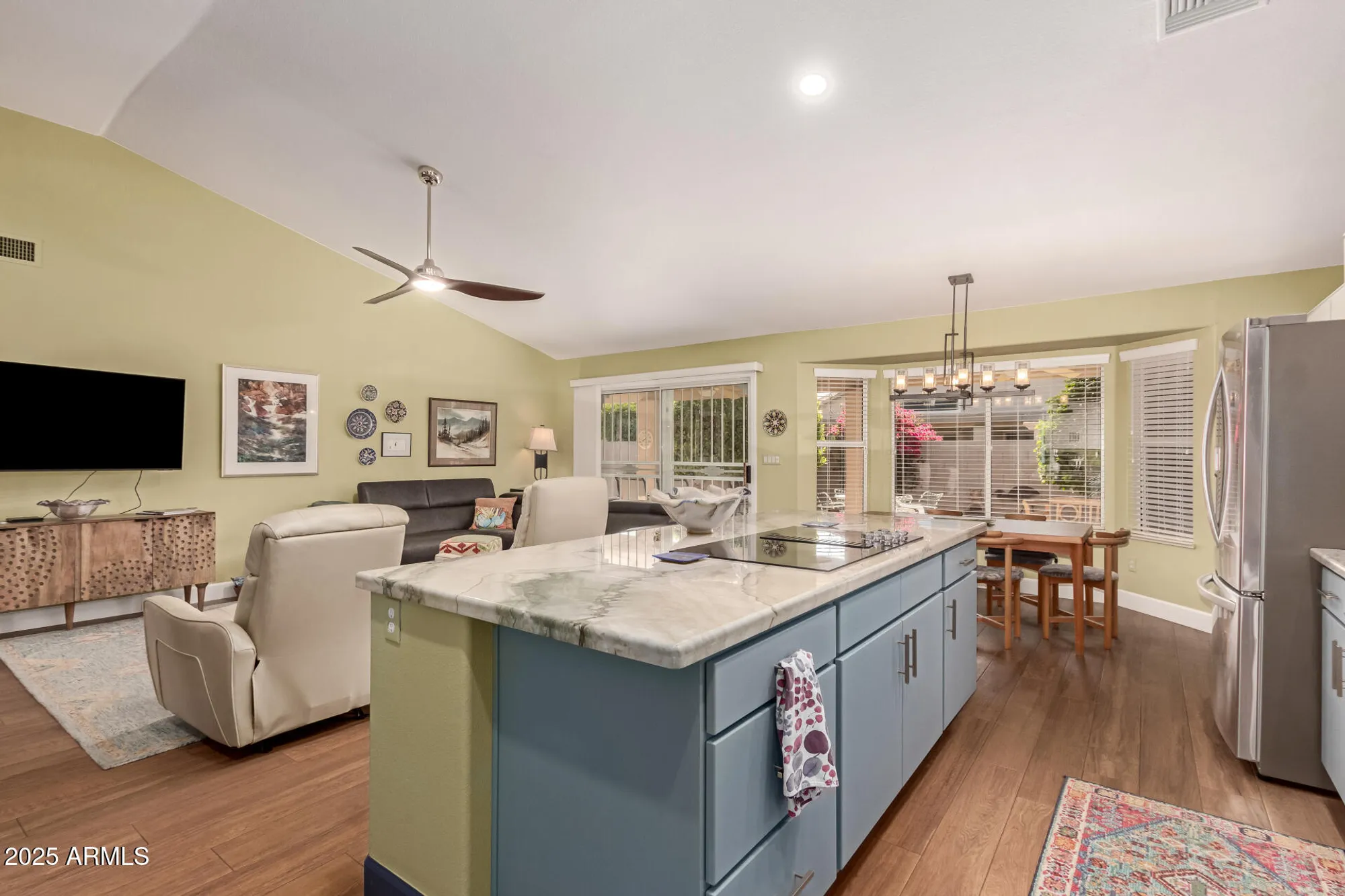 Property Slideshow image 16 of 35 | 14215 w mountain laurel trl, Surprise, AZ, 85374