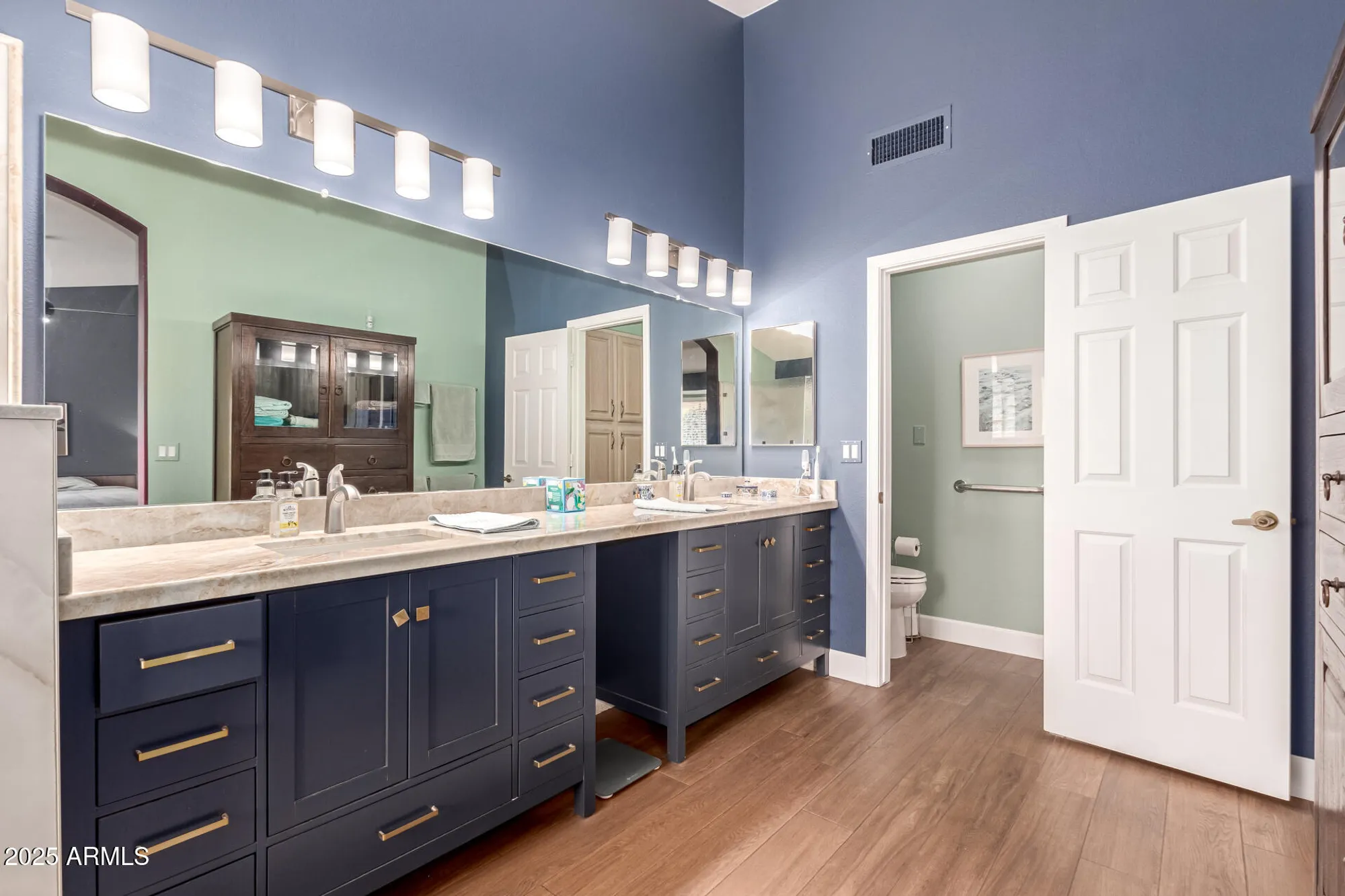 Property Slideshow image 22 of 35 | 14215 w mountain laurel trl, Surprise, AZ, 85374