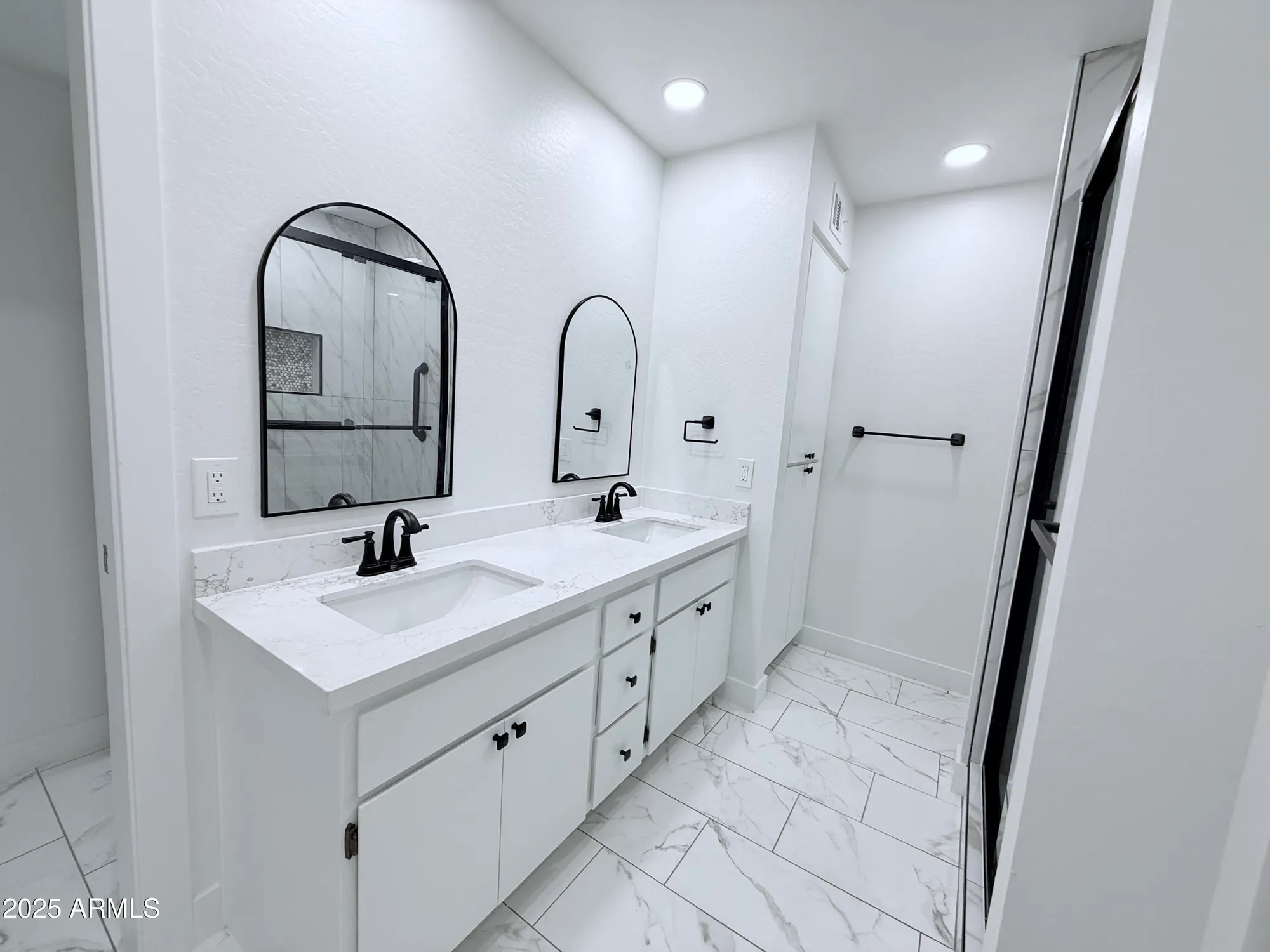 Property Slideshow image 40 of 51 | 26621 s shumaker dr, Sun Lakes, AZ, 85248