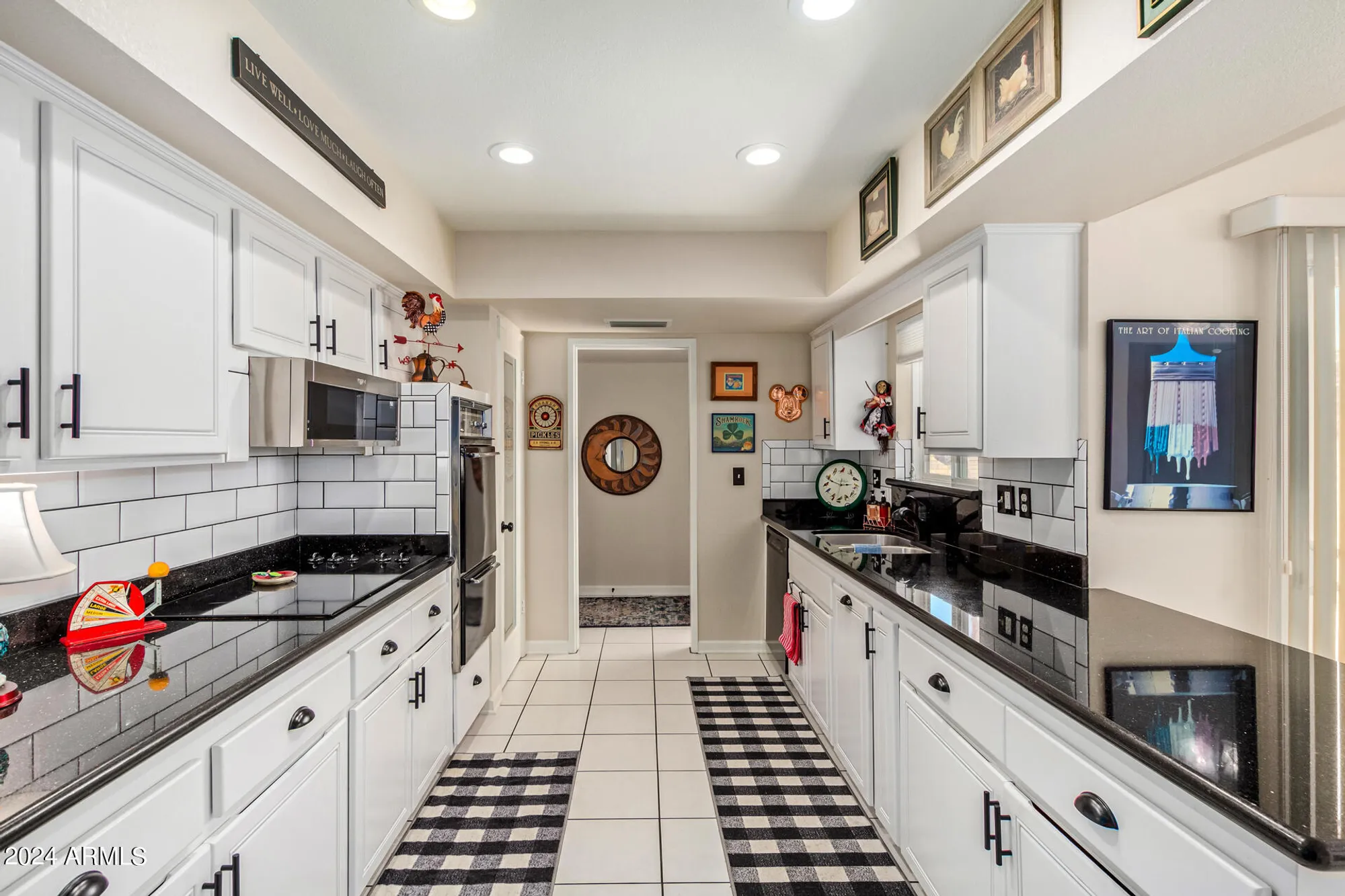 Property Slideshow image 2 of 31 | 10814 w cameo dr, Sun City, AZ, 85351