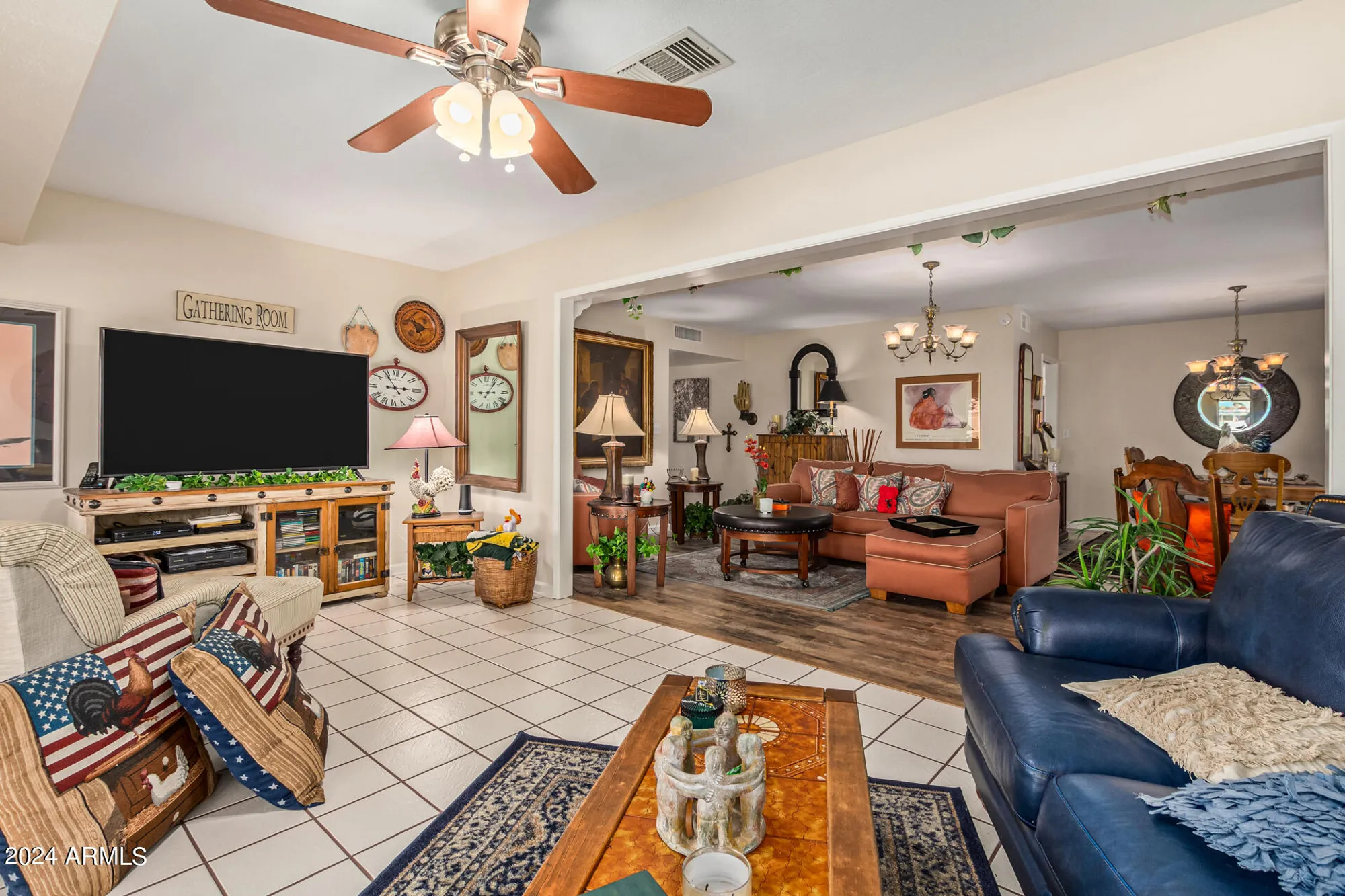 Property Slideshow image 9 of 31 | 10814 w cameo dr, Sun City, AZ, 85351