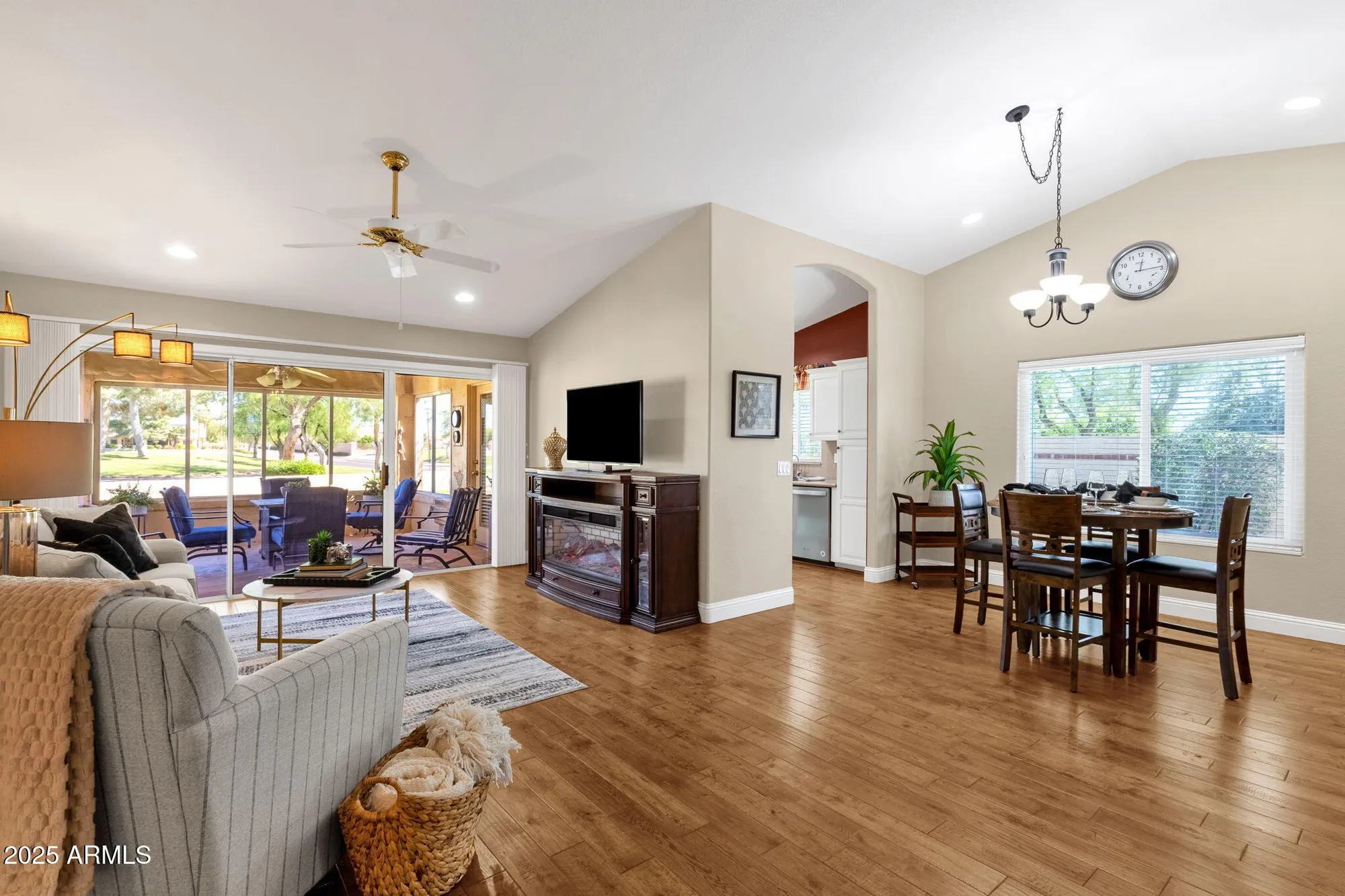 Property Slideshow image 15 of 51 | 19491 n 88th ave, Peoria, AZ, 85382