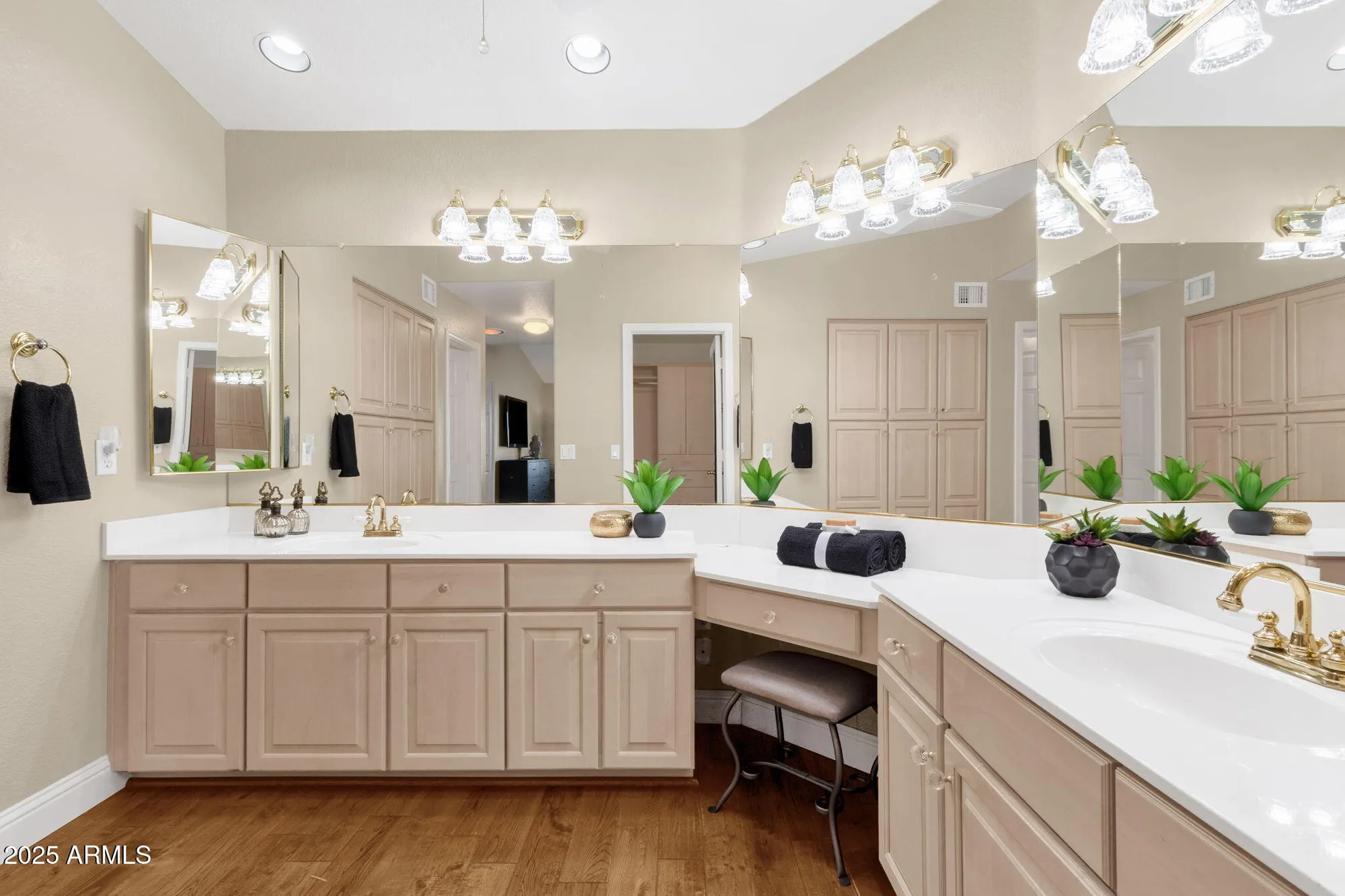 Property Slideshow image 30 of 51 | 19491 n 88th ave, Peoria, AZ, 85382