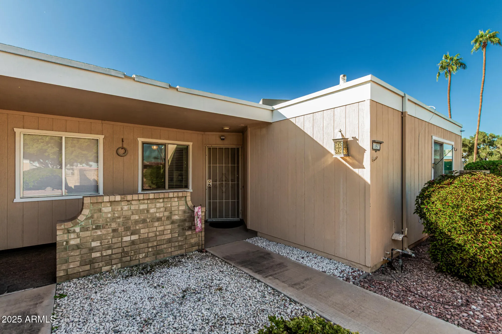 Property Slideshow image 1 of 30 | 10973 w coggins dr, Sun City, AZ, 85351