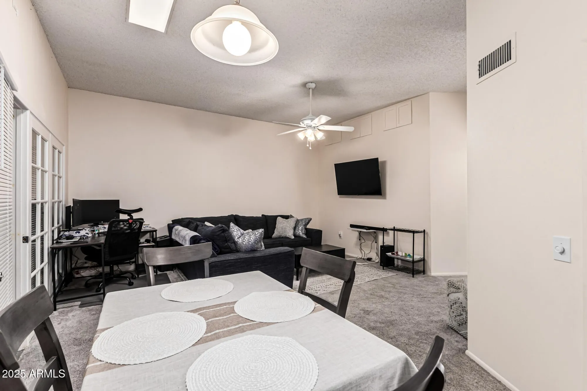 Property Slideshow image 9 of 30 | 10973 w coggins dr, Sun City, AZ, 85351