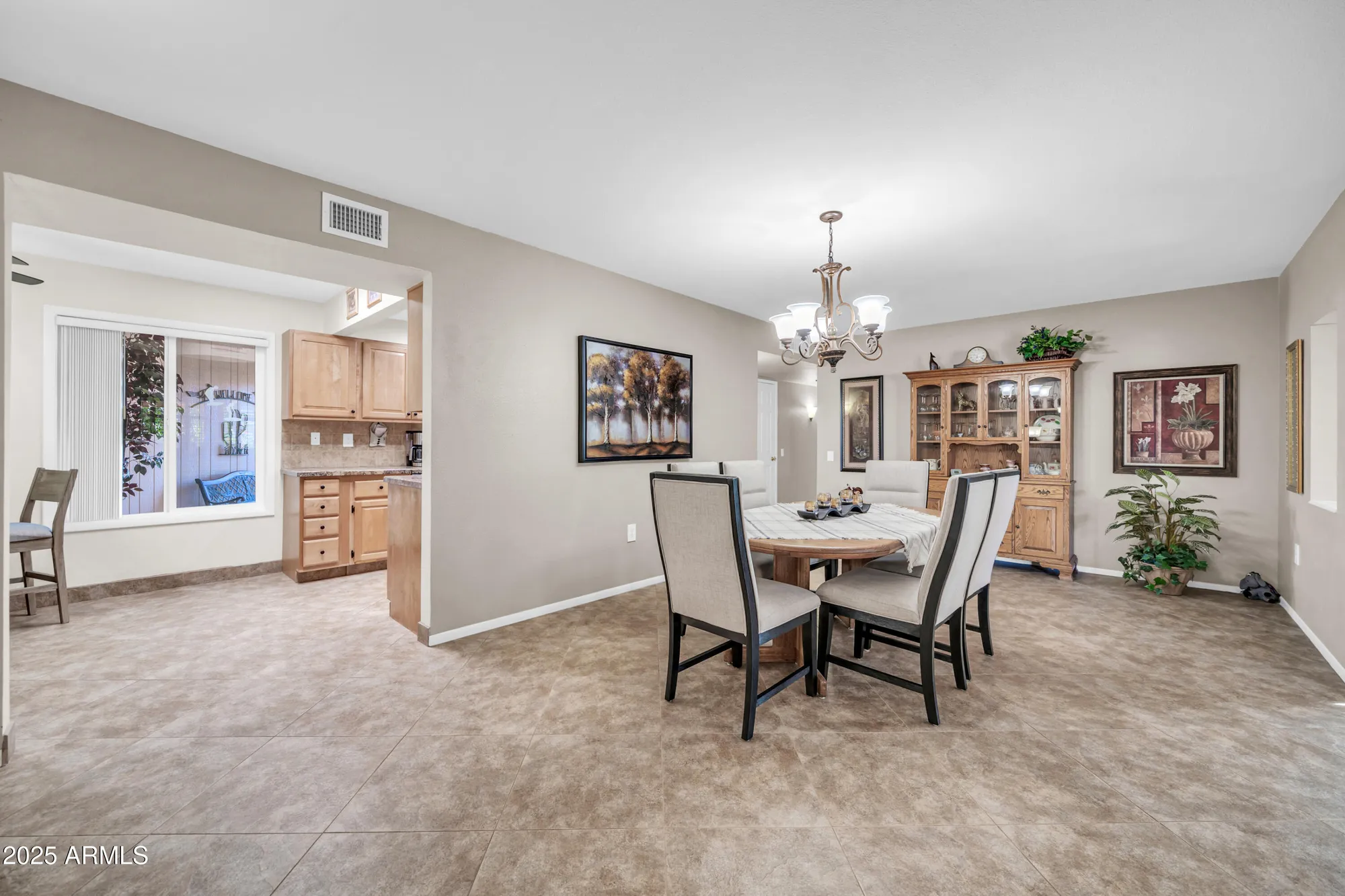 Property Slideshow image 10 of 45 | 10621 w garnette dr, Sun City, AZ, 85373